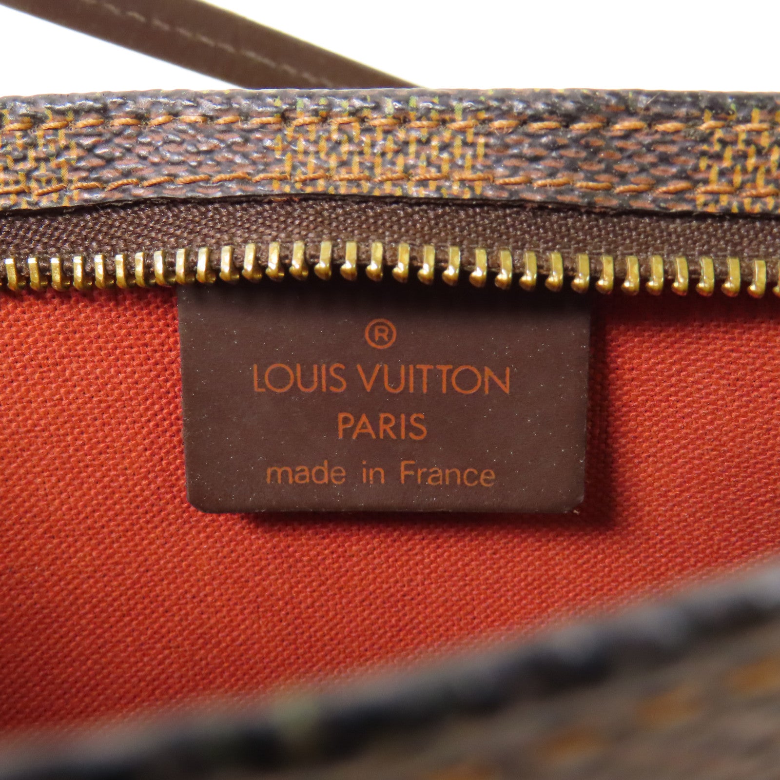 LOUIS VUITTON Damier Pochette Accessoires金扣手挽袋