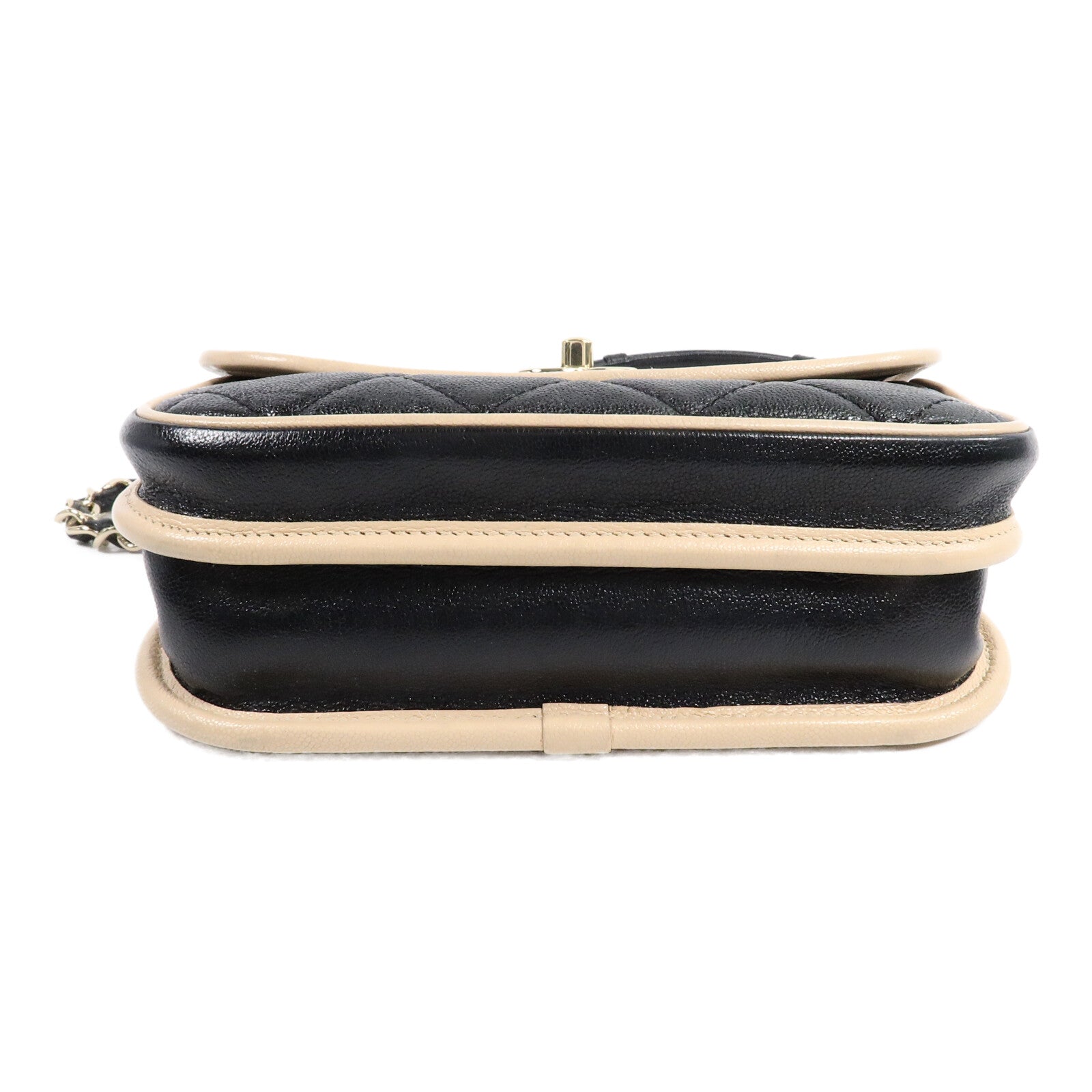CHANEL 牛皮皮革Messenger Bag鏈帶肩背袋