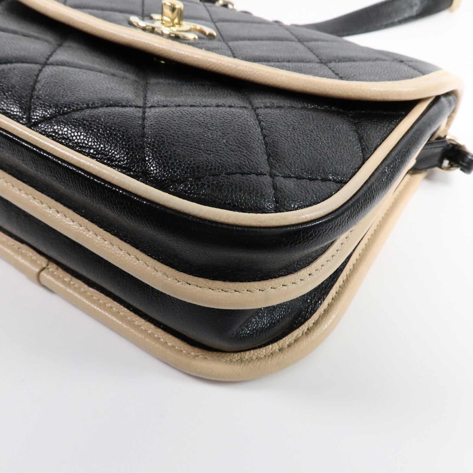 CHANEL 牛皮皮革Messenger Bag鏈帶肩背袋