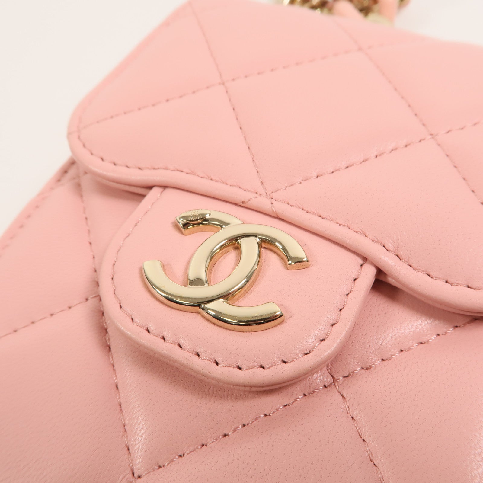 CHANEL 羊皮皮革Phone Bag鏈帶肩背袋