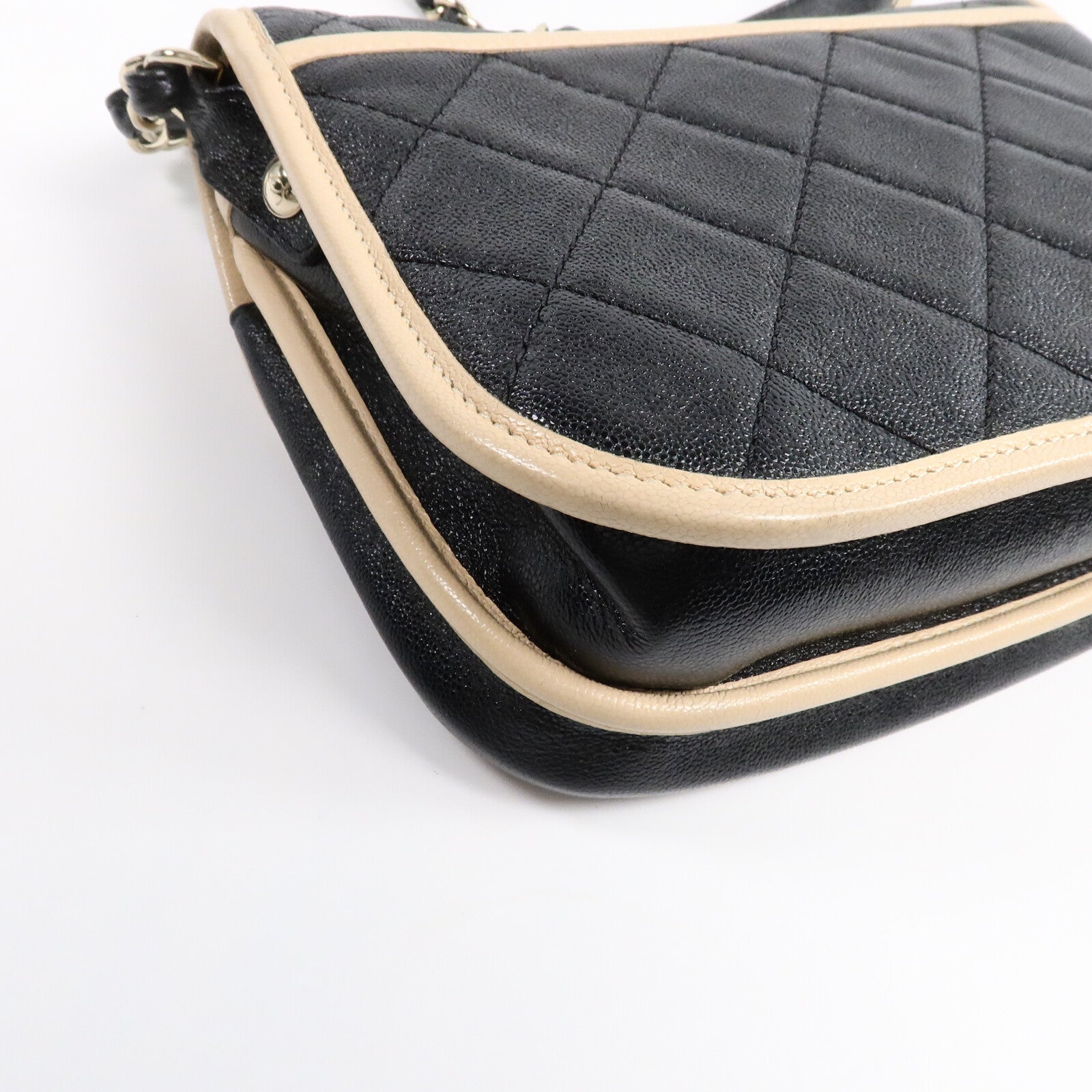 CHANEL 牛皮皮革Messenger Bag鏈帶肩背袋