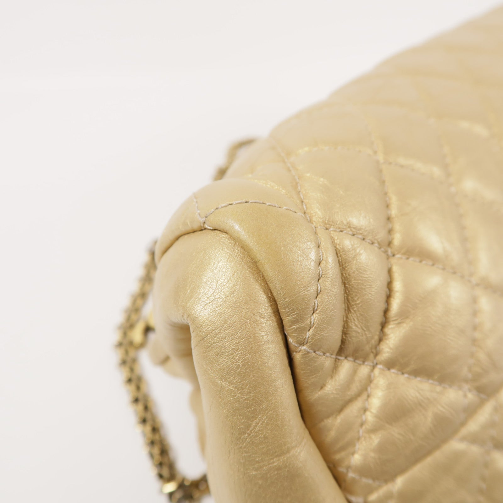 CHANEL 牛皮皮革Chain Shoulder金扣鏈帶肩背袋