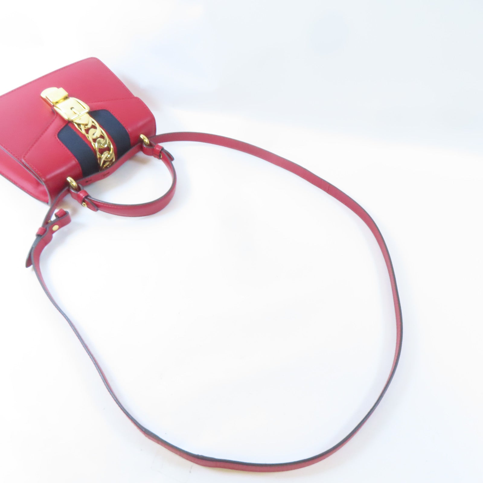 GUCCI 【激減優惠】牛皮皮革Sylvie Mini Shoulder Bag金扣手挽肩背兩用袋紅色