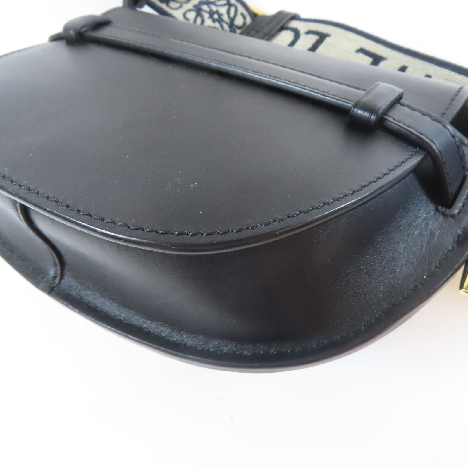 LOEWE 牛皮皮革Mini Gate Dual金扣肩背袋黑色