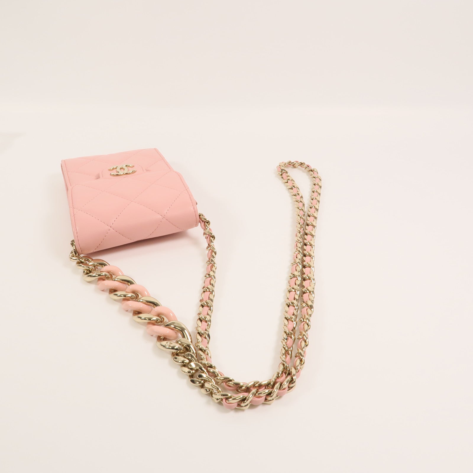 CHANEL 羊皮皮革Phone Bag鏈帶肩背袋
