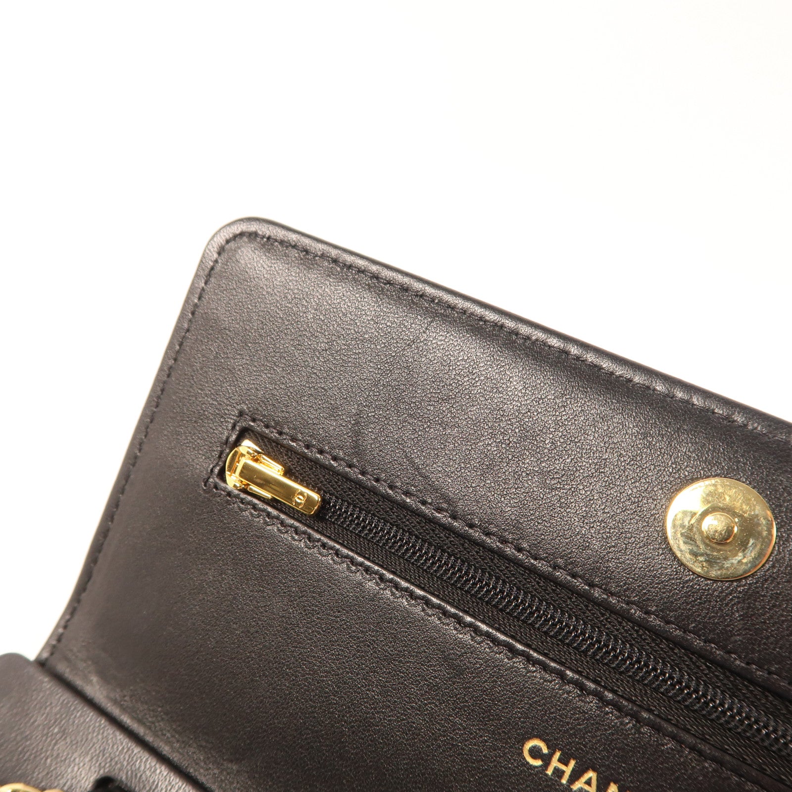 CHANEL 羊皮皮革WOC Wallet On Chain金扣鏈帶肩背袋