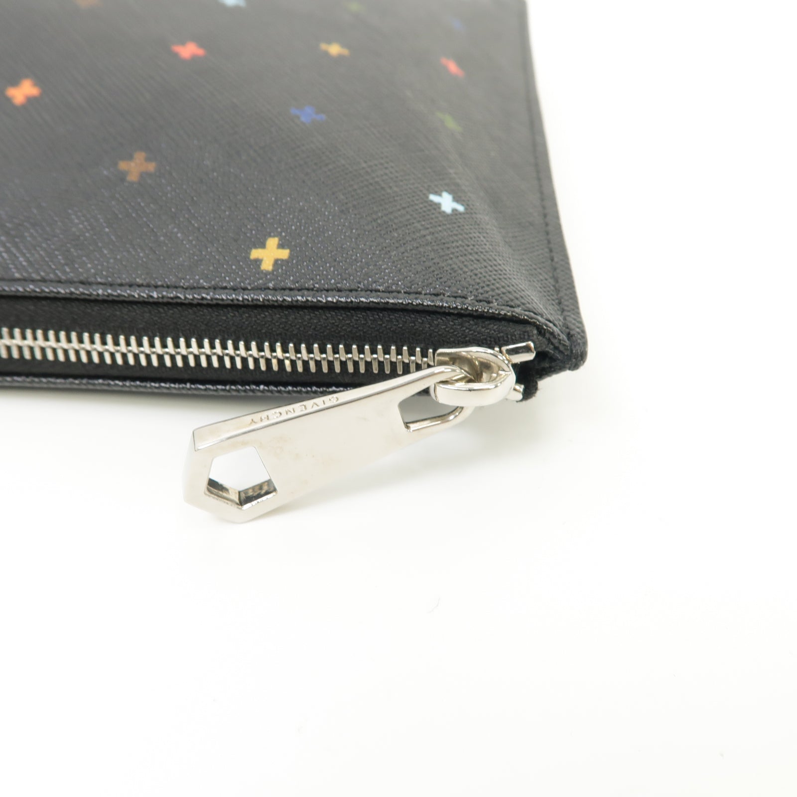 GIVENCHY 牛皮皮革Clutch銀扣手拿包黑色