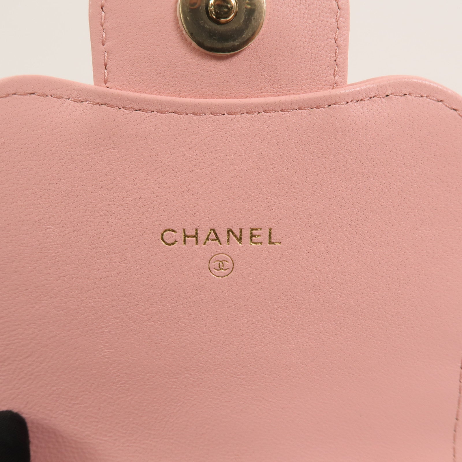 CHANEL 羊皮皮革Phone Bag鏈帶肩背袋