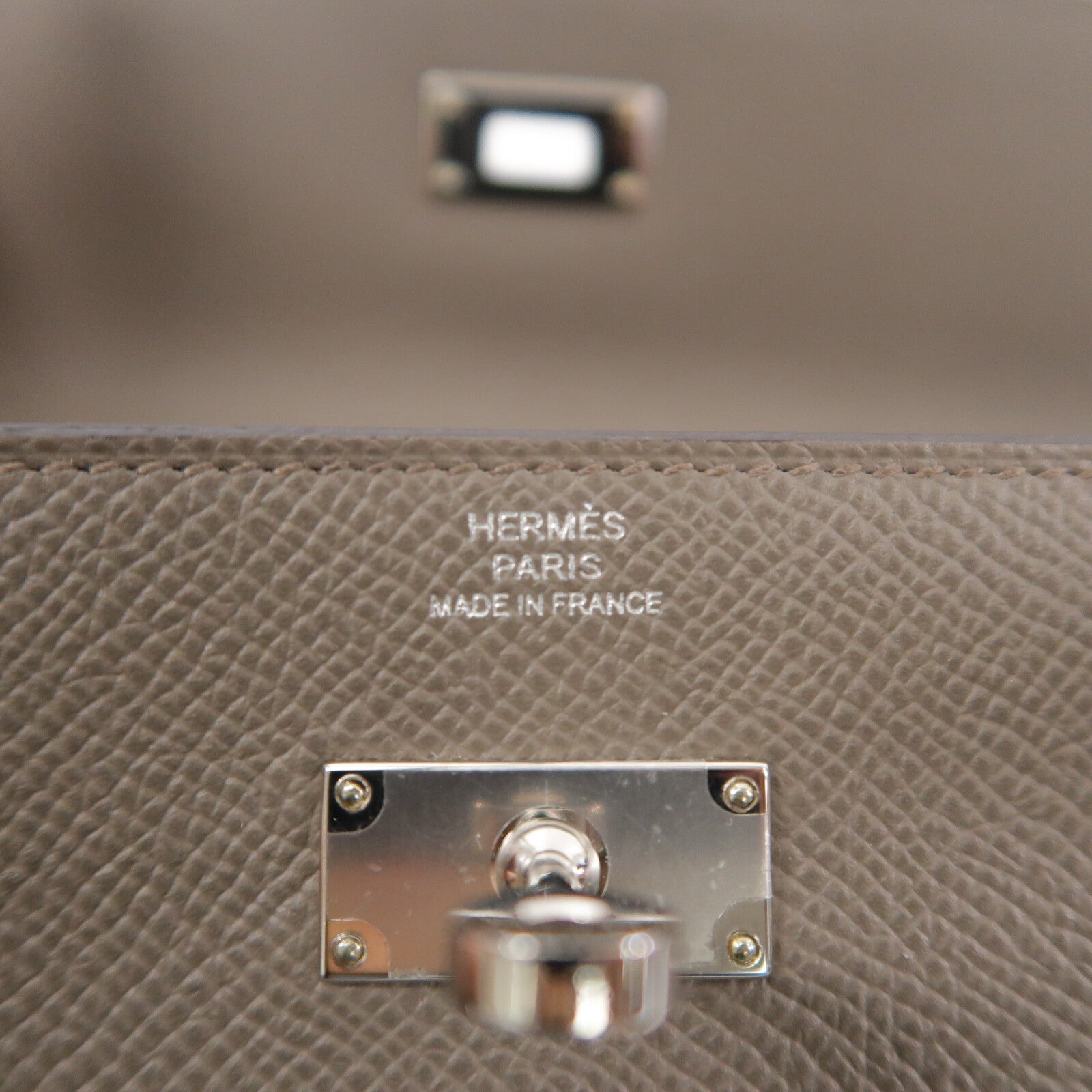 HERMES Epsom皮革Kelly To Go肩背袋Etain