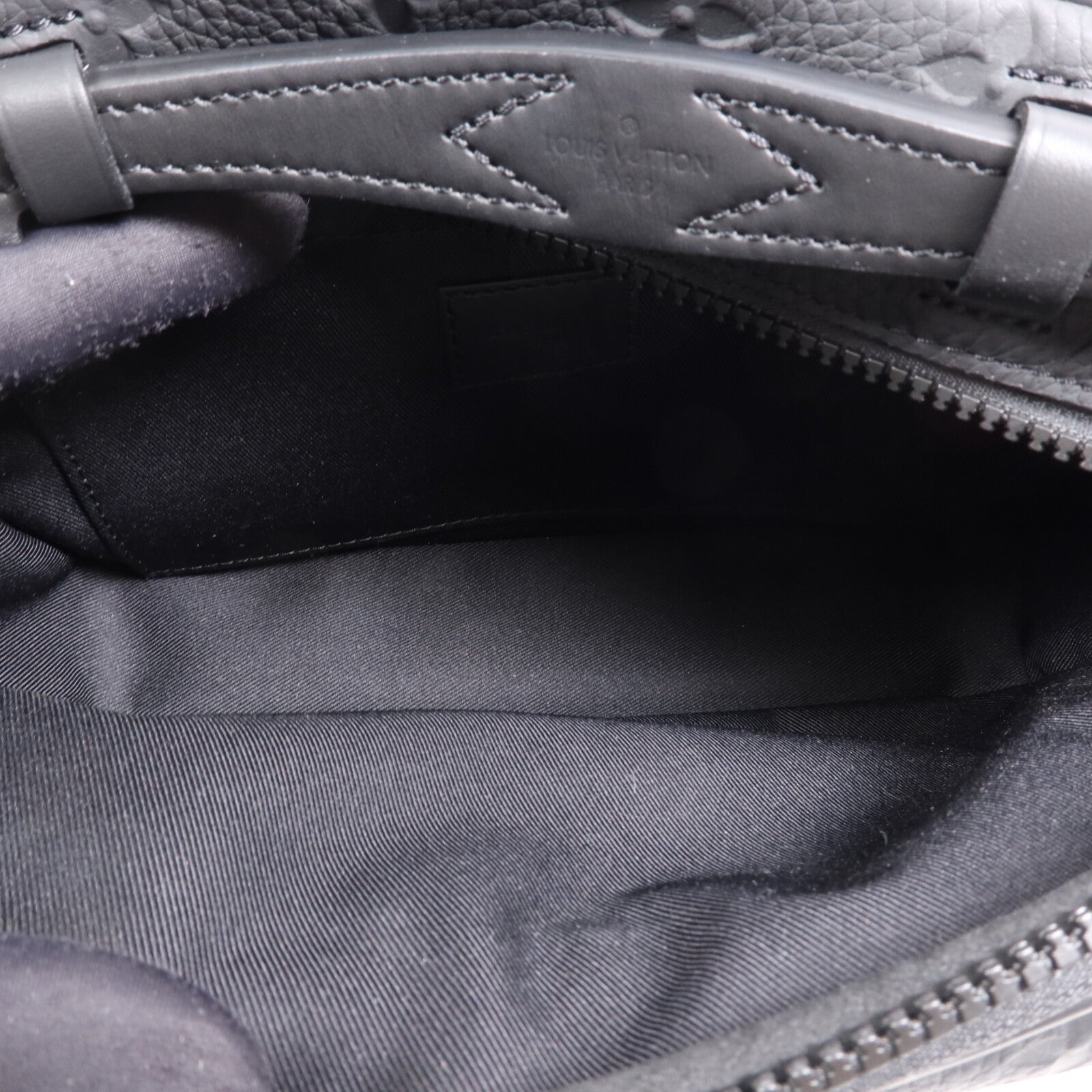 LOUIS VUITTON Monogram Taurillon S Lock肩背袋