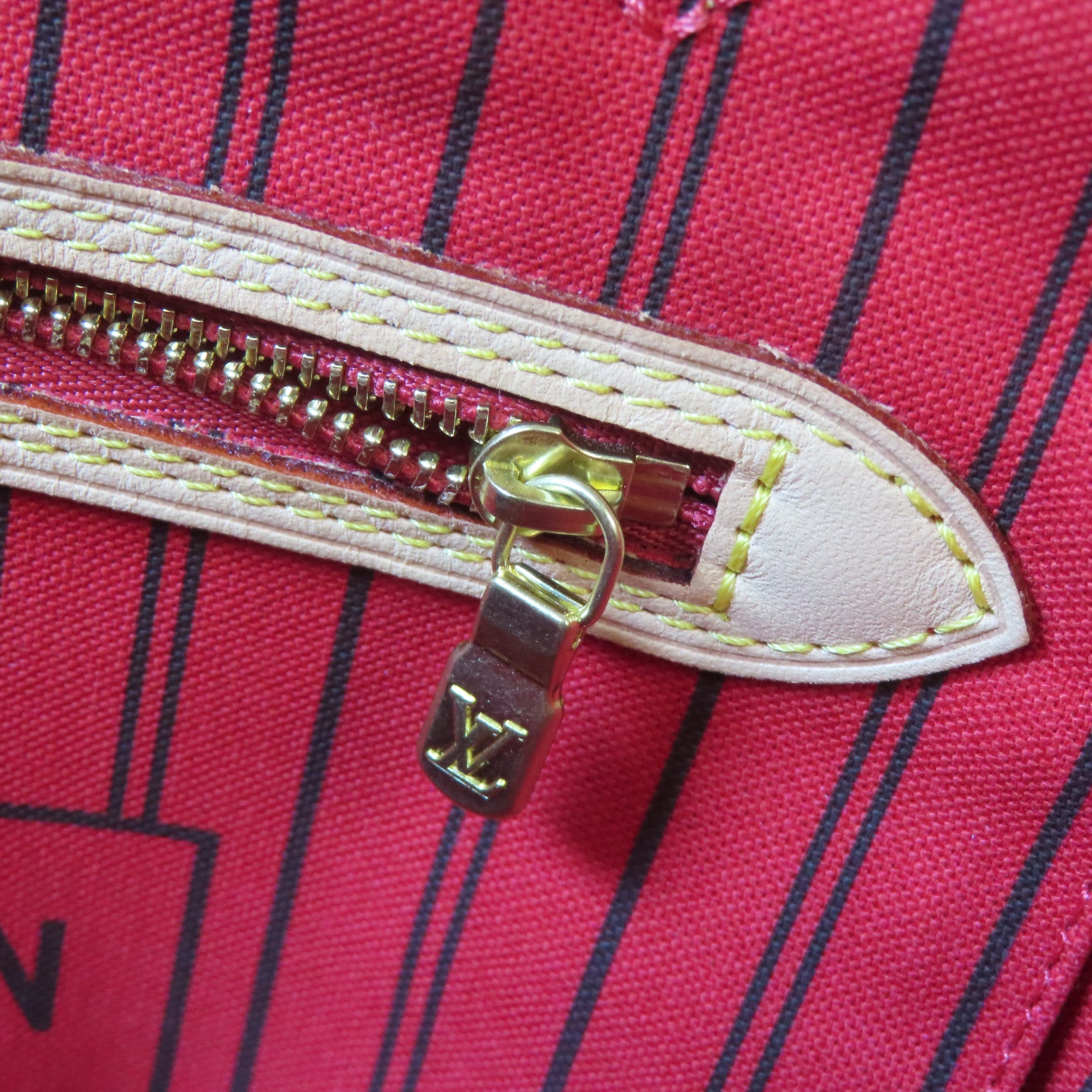 LOUIS VUITTON Monogram Neverfull MM金扣手挽袋啡色