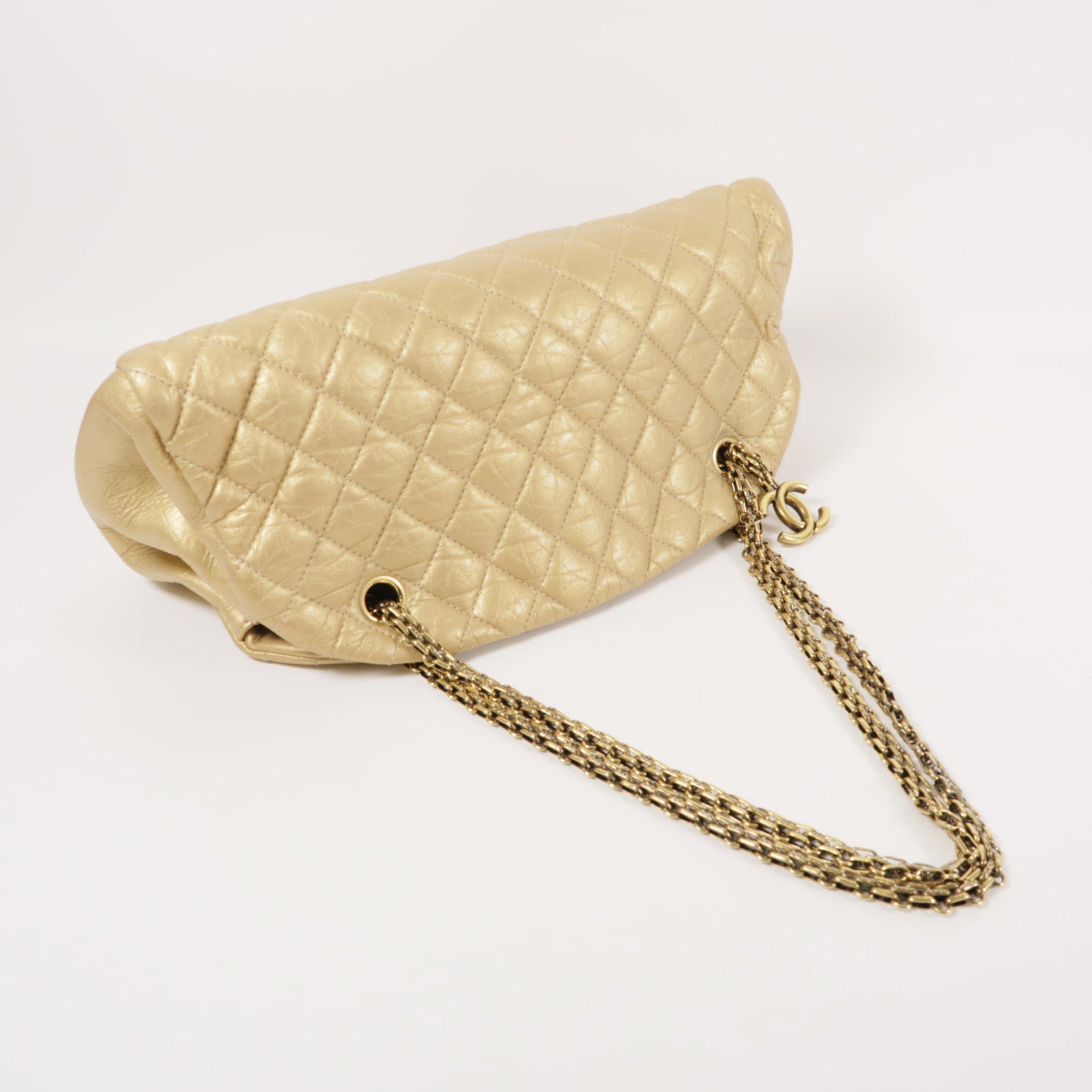 CHANEL 牛皮皮革Chain Shoulder金扣鏈帶肩背袋