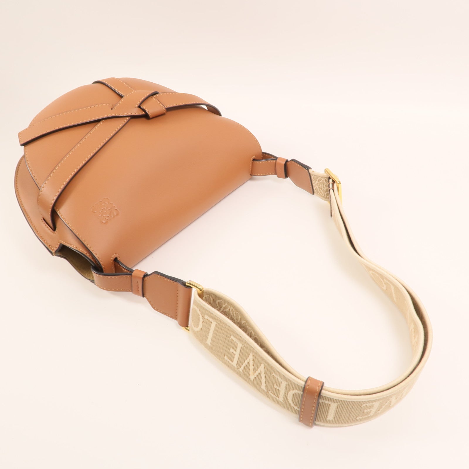 LOEWE 牛皮皮革Small Gate金扣肩背袋