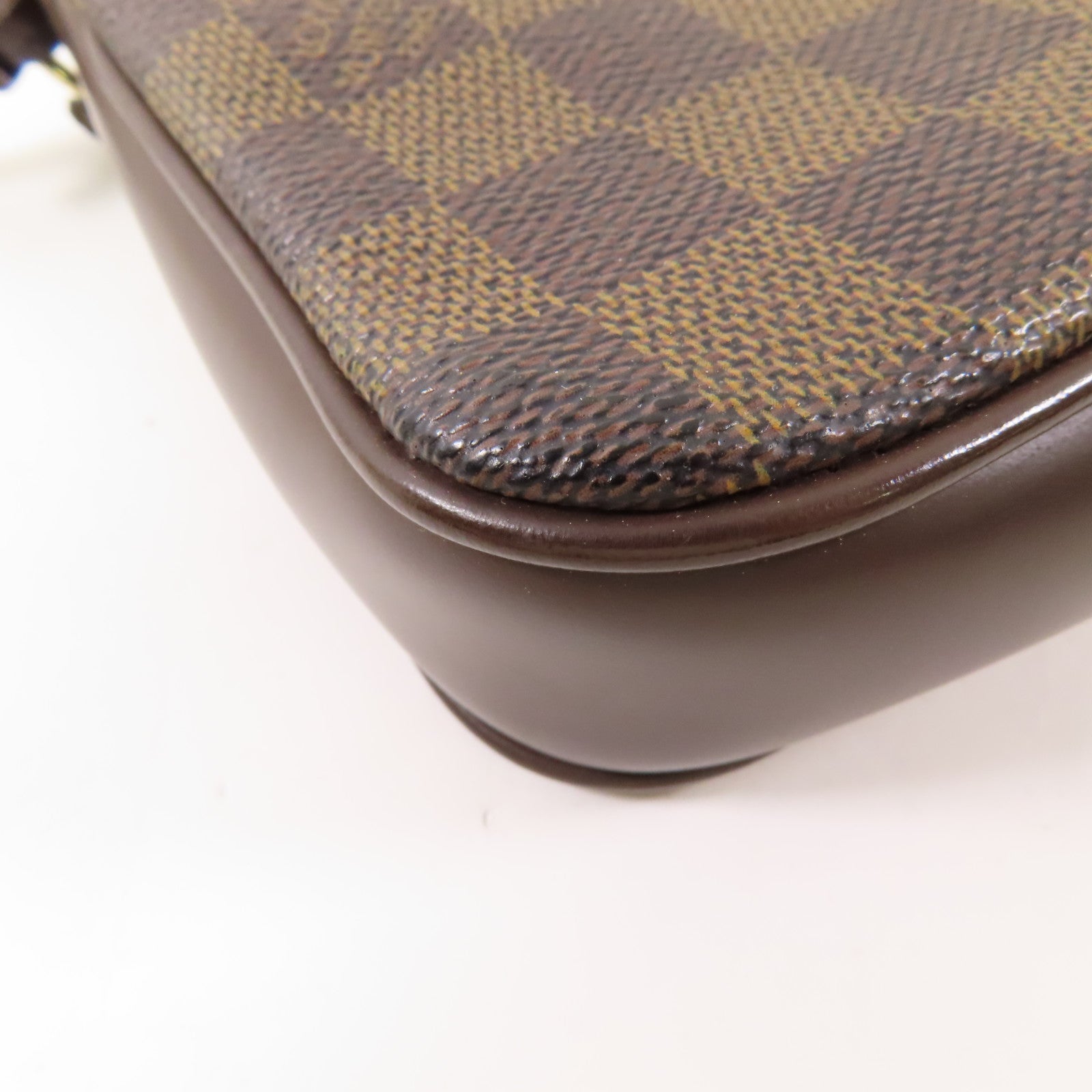 LOUIS VUITTON Damier Pochette Accessoires金扣手挽袋