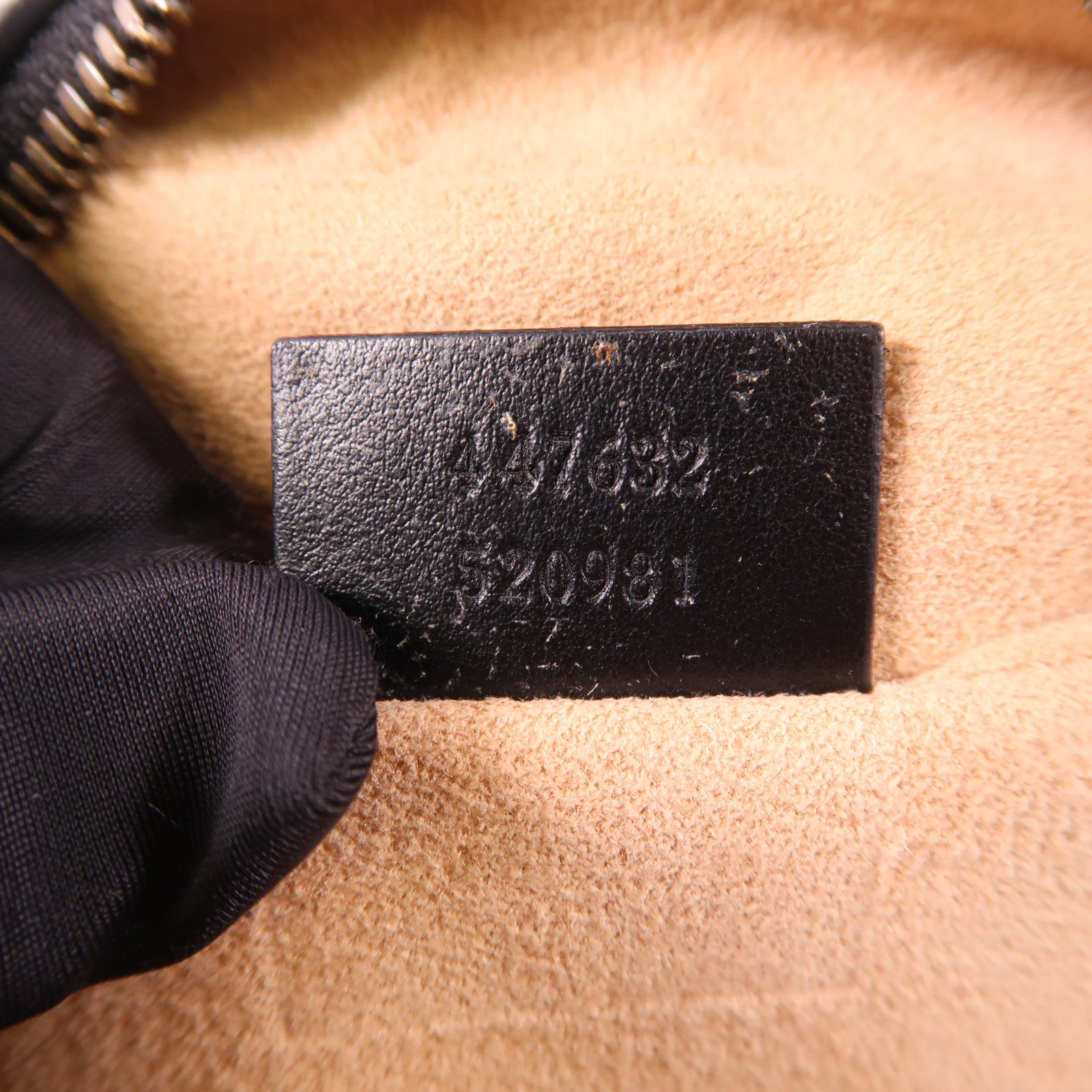 GUCCI GHW GG Marmont Shoulder Bag 447632 Calfskin Leather Black