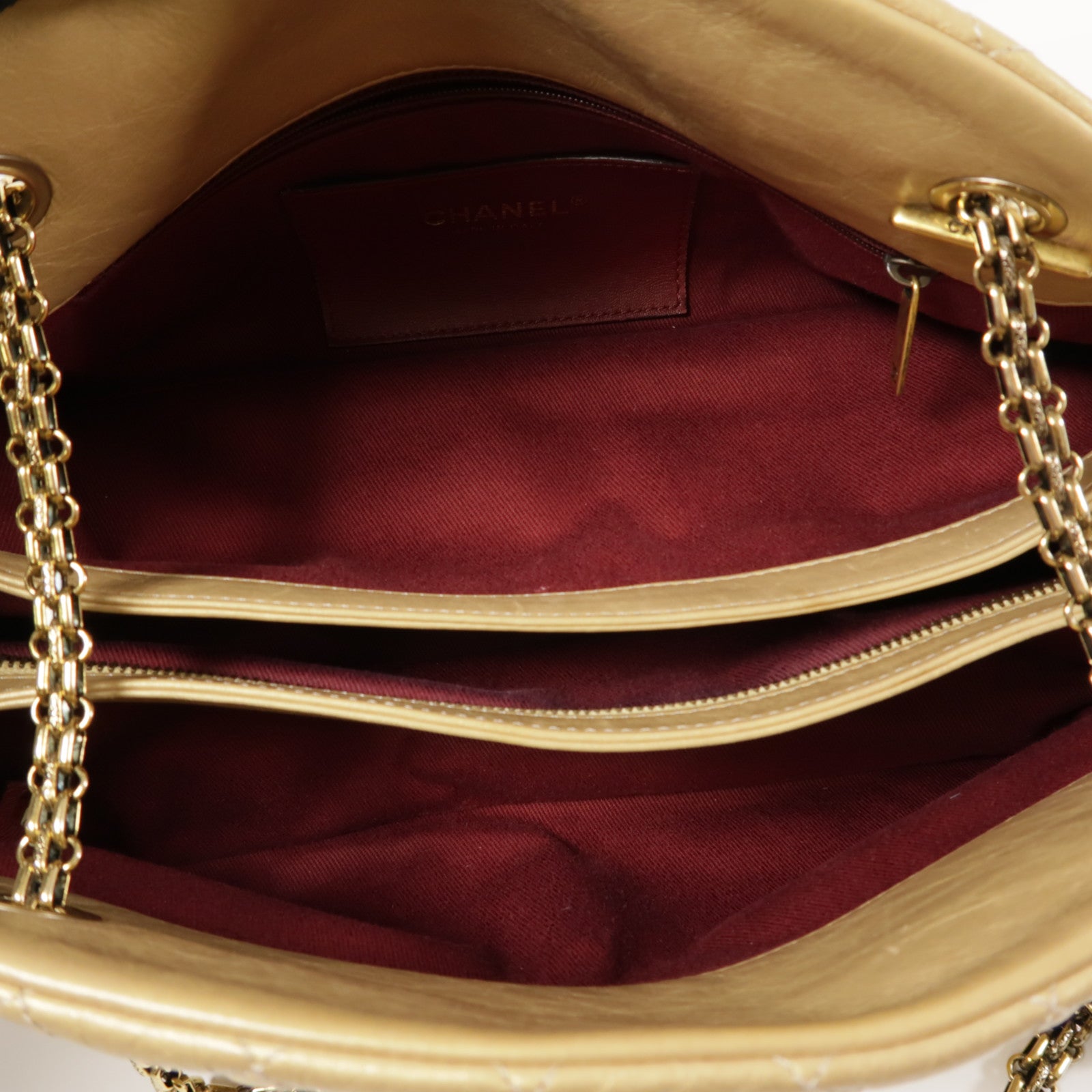 CHANEL 牛皮皮革Chain Shoulder金扣鏈帶肩背袋