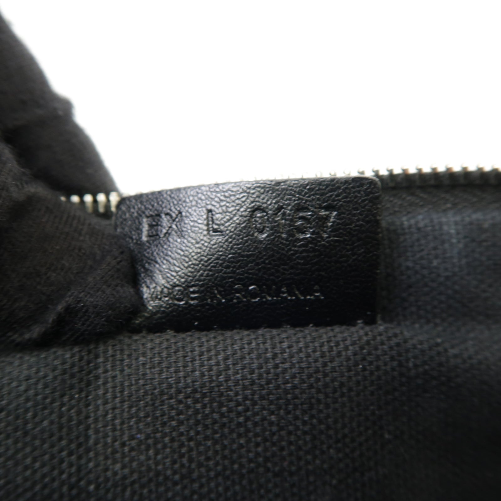 GIVENCHY 牛皮皮革Clutch銀扣手拿包黑色