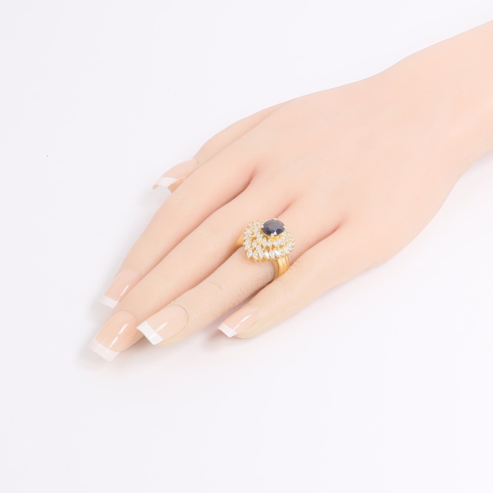 JEWELRY 18K黃金Sapphire Diamond Ring藍寶石/鑽石耳環