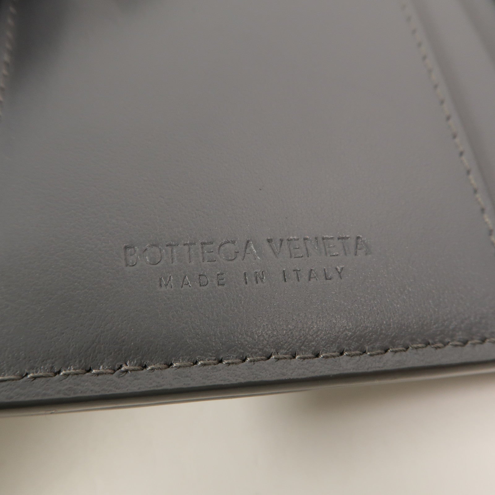 BOTTEGA VENETA 羊皮皮革Cassette Bi-Fold Zip Wallet長錢包