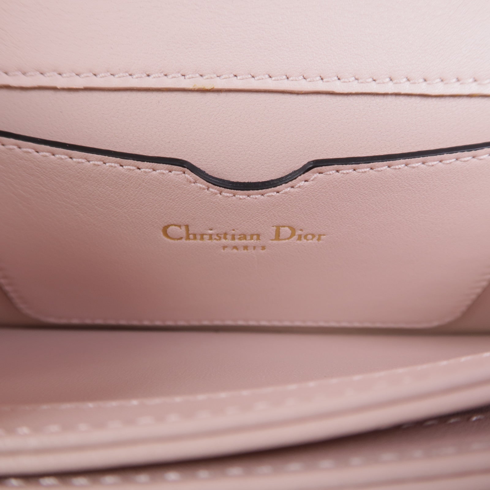 Dior 牛皮皮革Clutch Bag金扣手挽袋