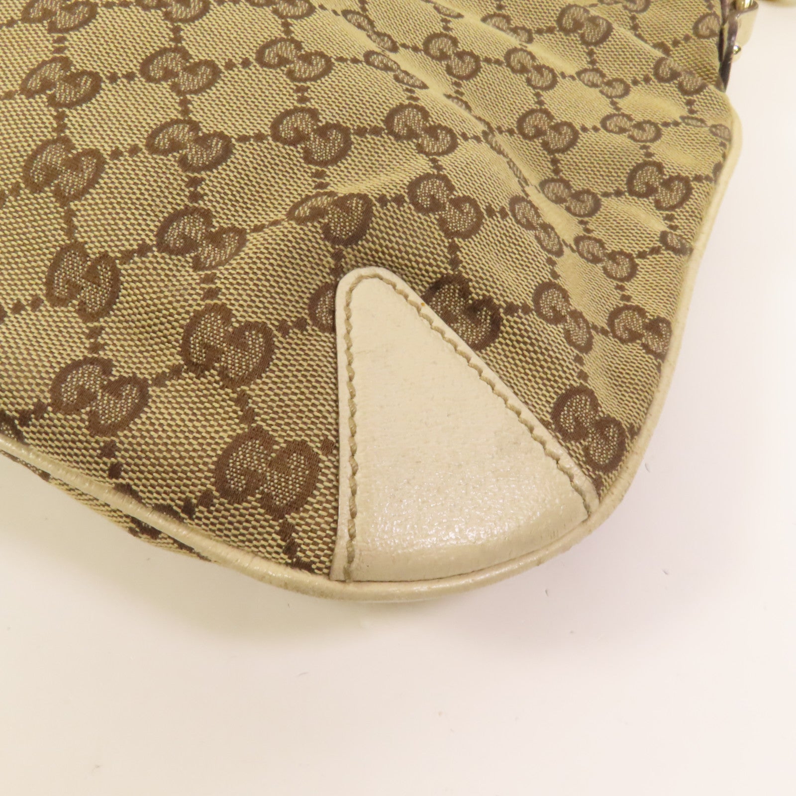 GUCCI 帆布Bouvier Handbag金扣手挽袋