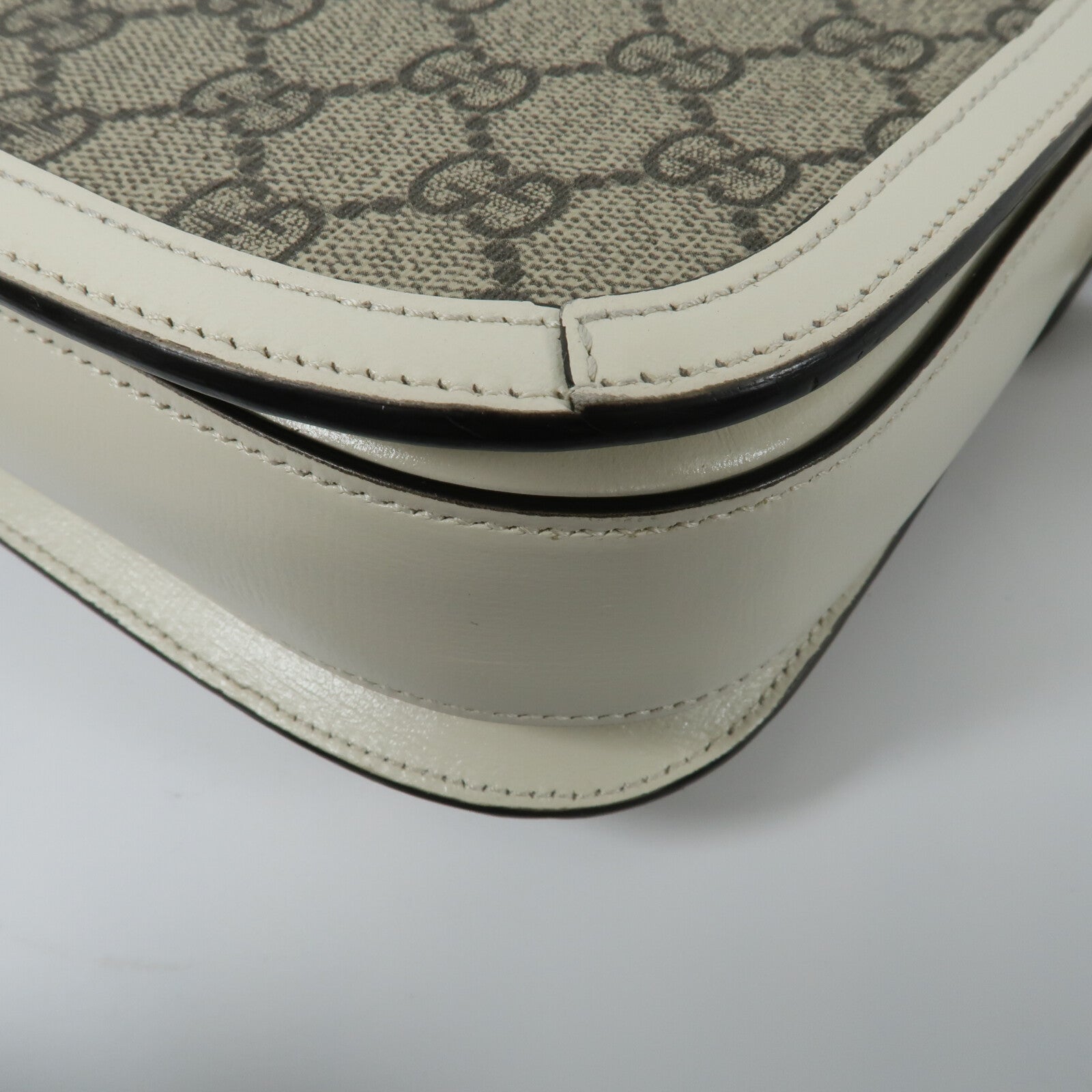GUCCI 塗層帆布Horsebit 1955 Medium Shoulder Bag肩背袋