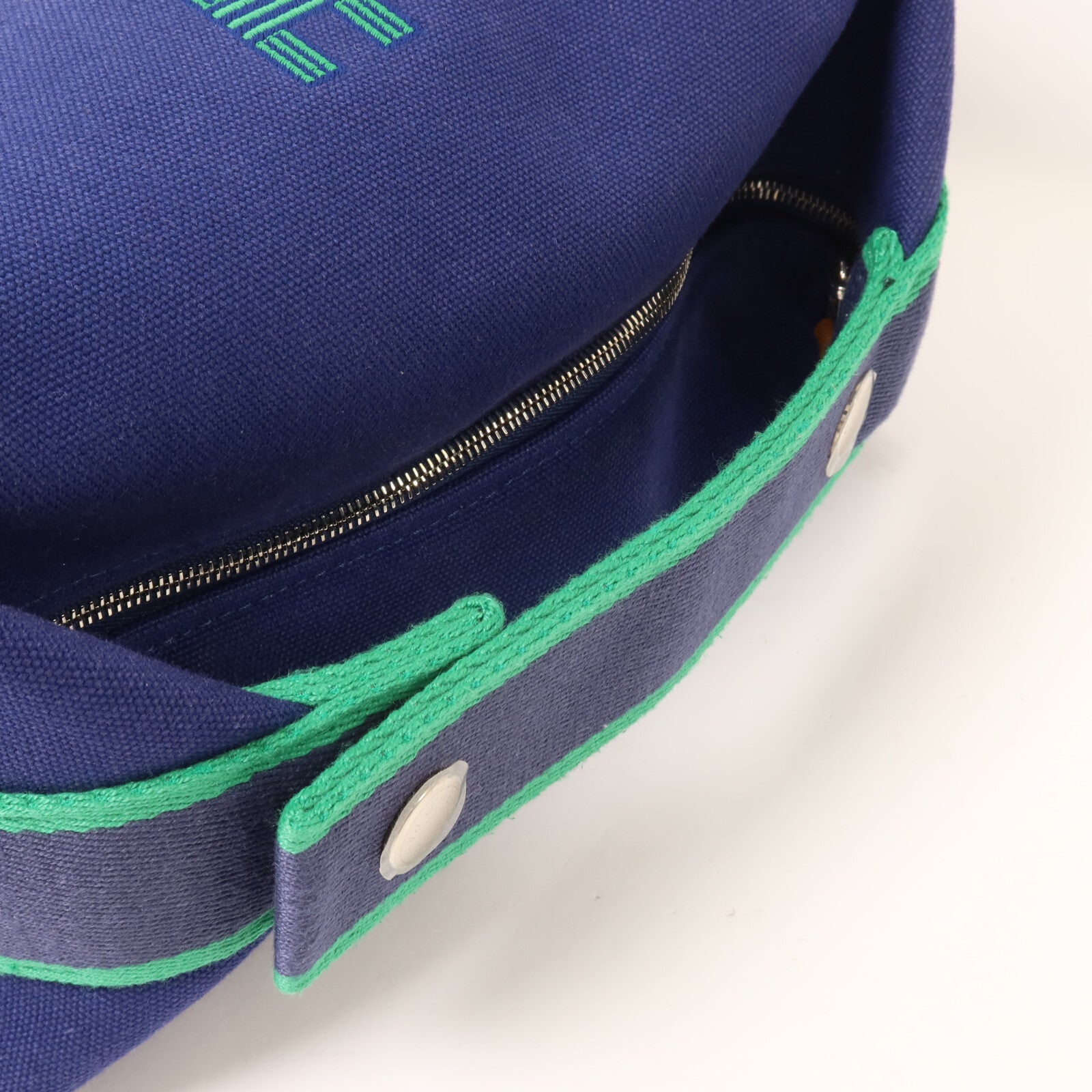 HERMES 帆布Bride A Brac PM手挽袋Bleu Marine