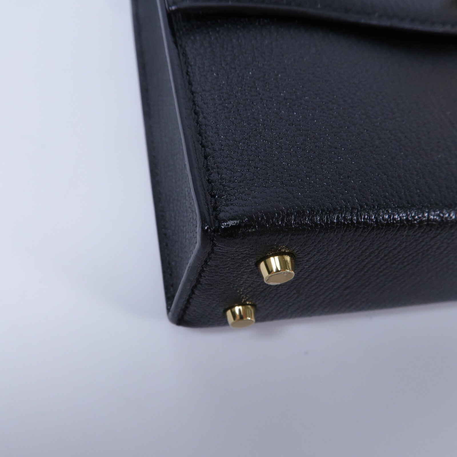 HERMES Chevre皮革Mini Verrou鏈帶肩背袋Noir