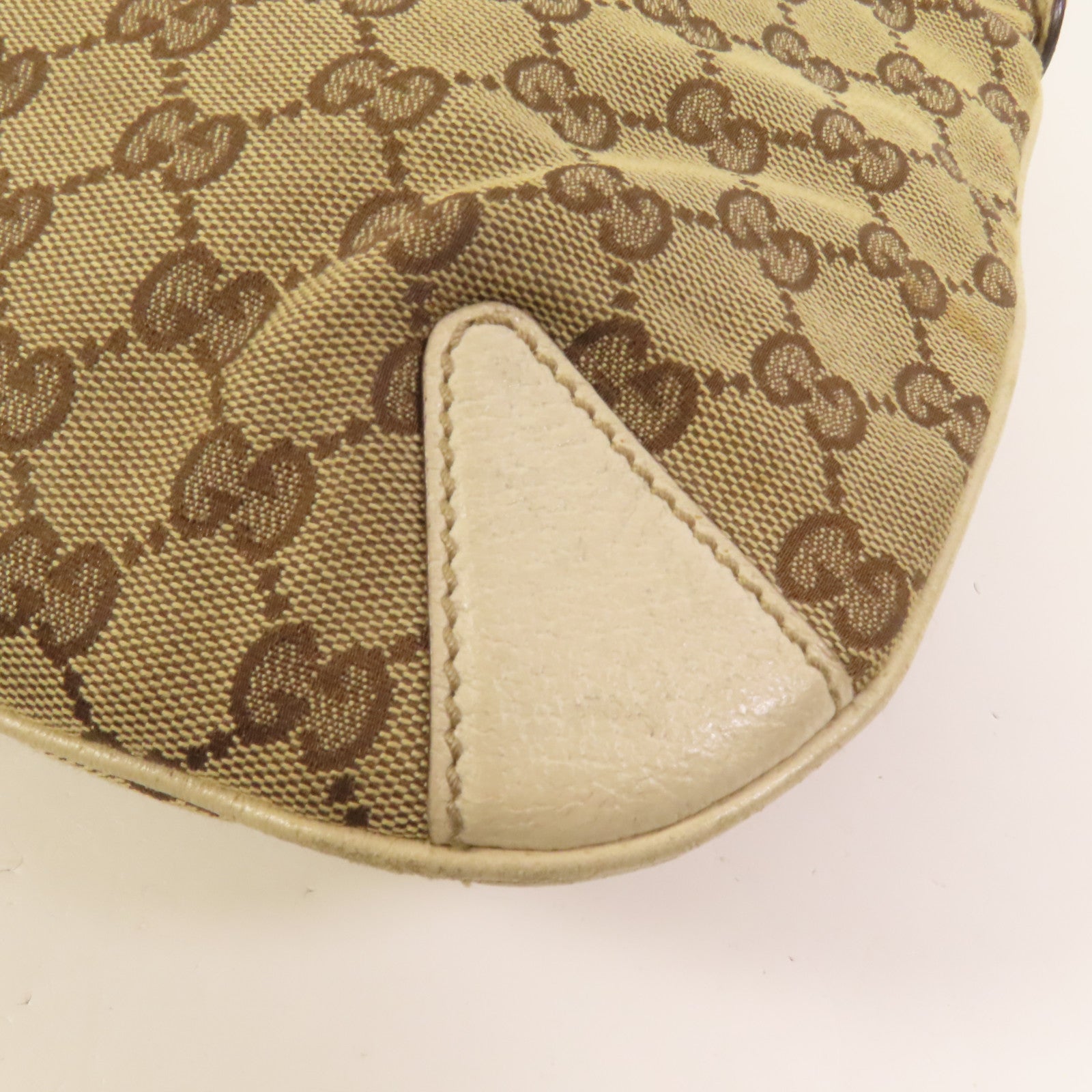 GUCCI 帆布Bouvier Handbag金扣手挽袋