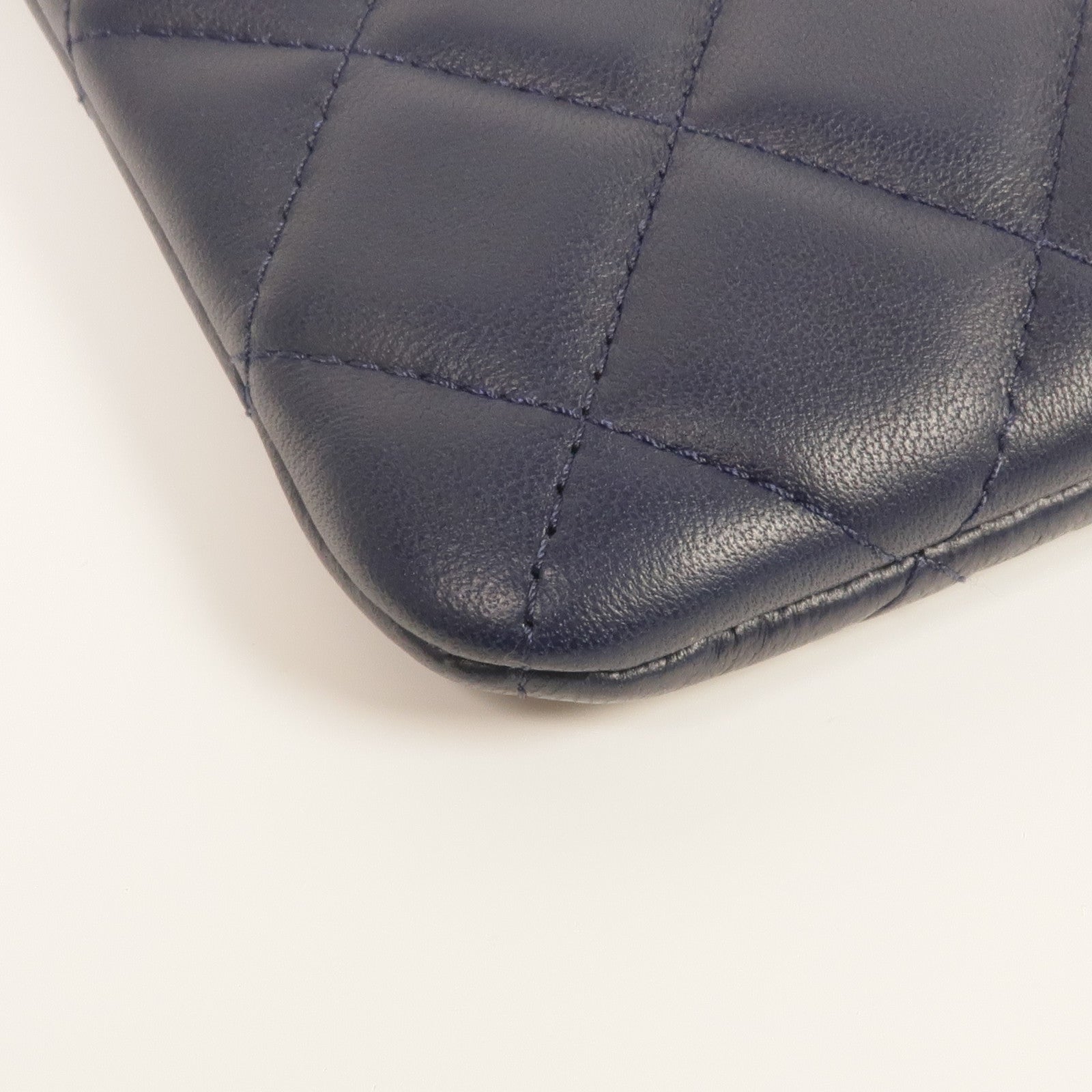CHANEL 羊皮皮革Clutch Bag金扣手挽袋