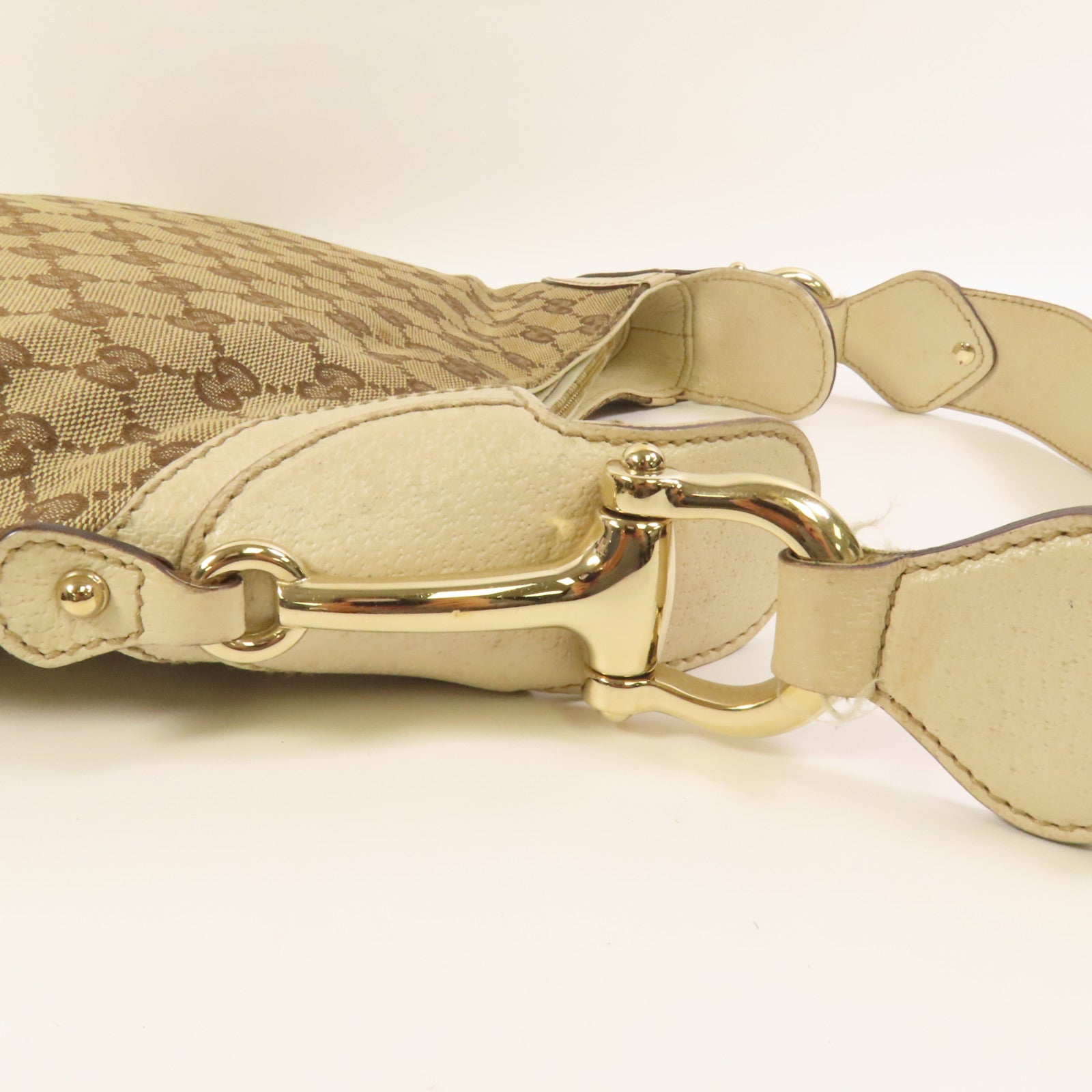 GUCCI 帆布Bouvier Handbag金扣手挽袋