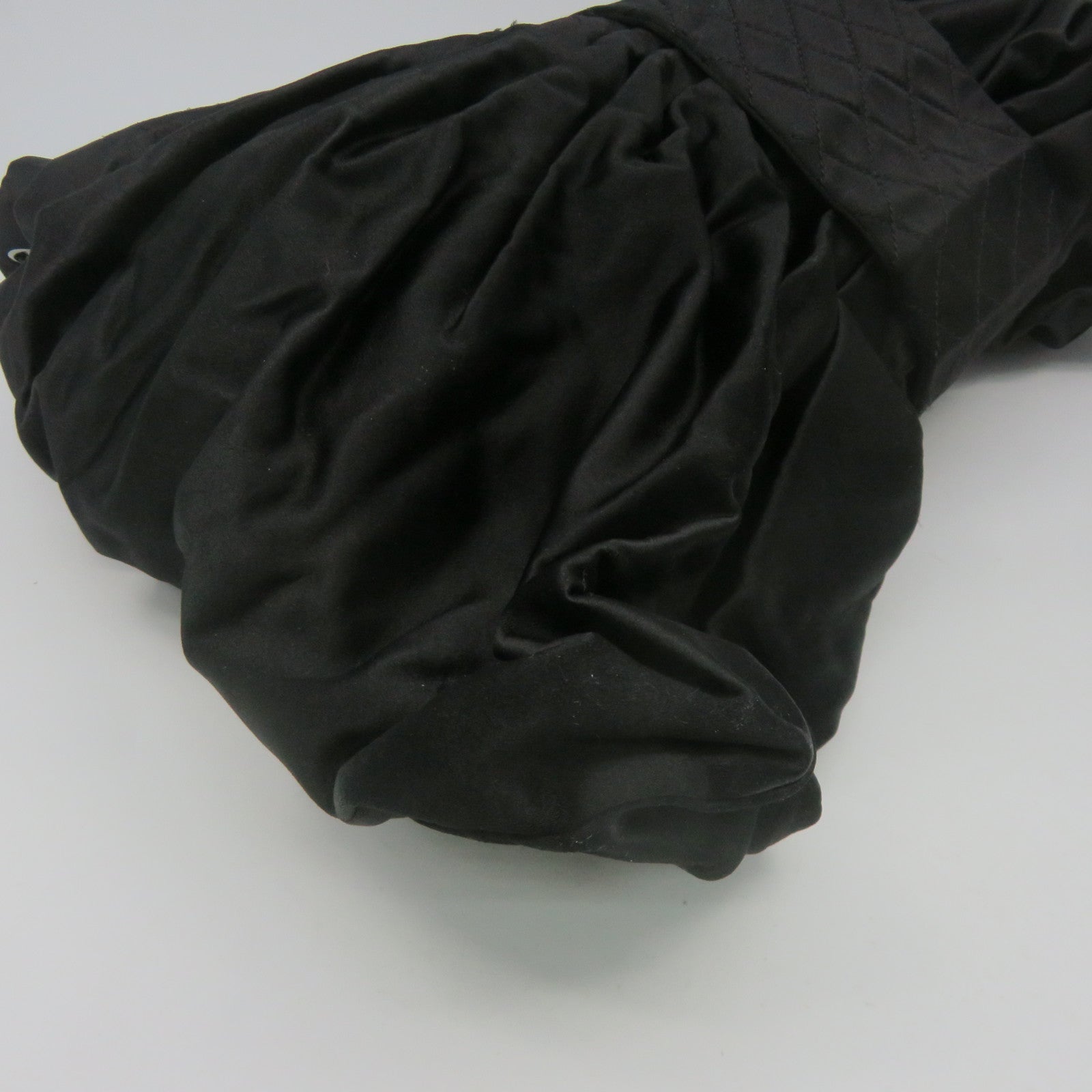 CHANEL 【清倉大減價】牛皮皮革Chain Shoulder銀扣手挽肩背兩用袋黑色