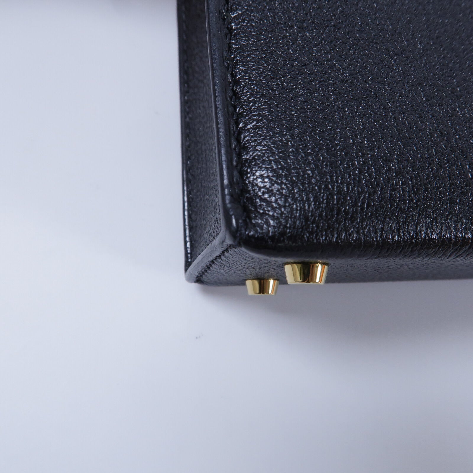 HERMES Chevre皮革Mini Verrou鏈帶肩背袋Noir