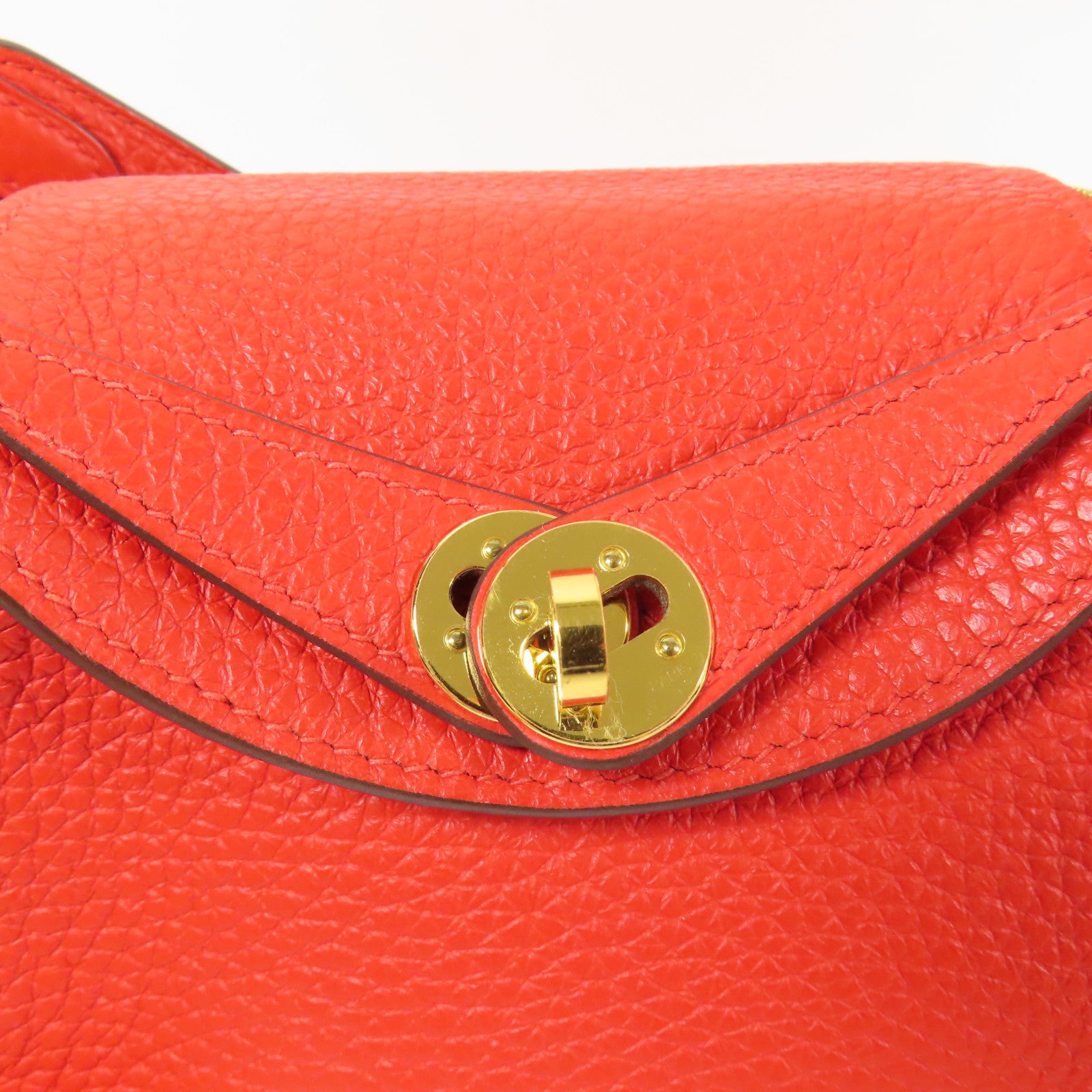 HERMES Clemence皮革Mini Lindy金扣手挽肩背兩用袋Rouge De Coeur