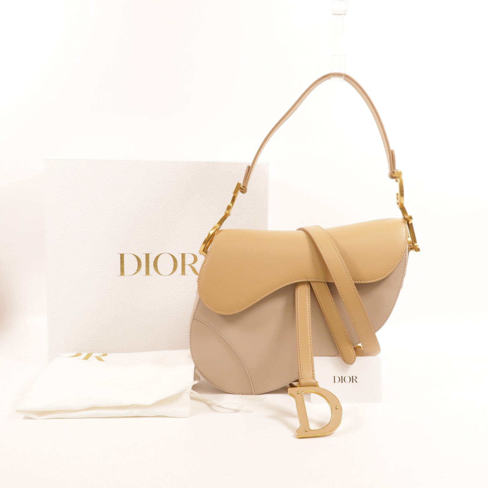 Dior 牛皮皮革Saddle Medium肩背袋