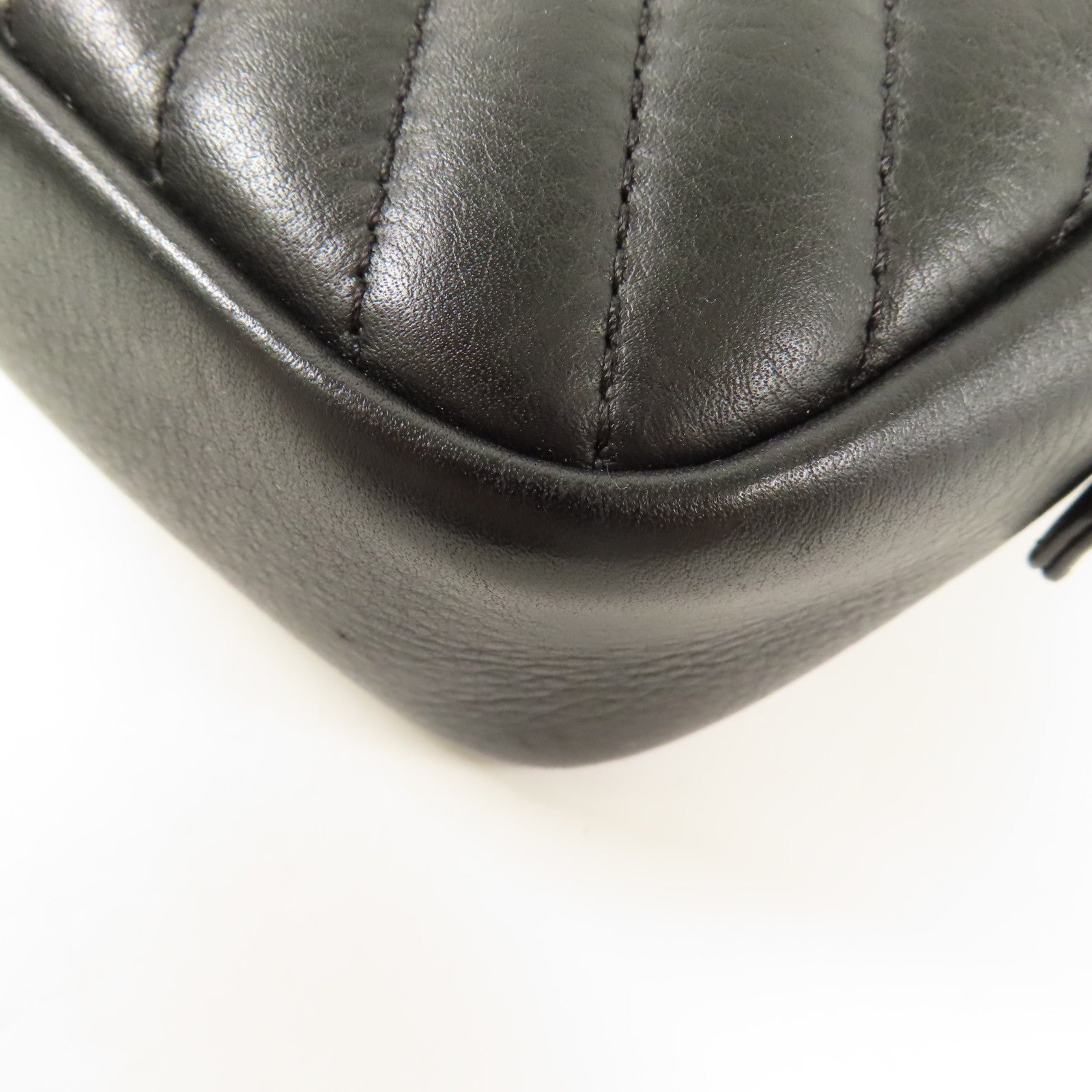 CHANEL 【激減優惠】牛皮皮革Chain Shoulder銀扣鏈帶肩背袋