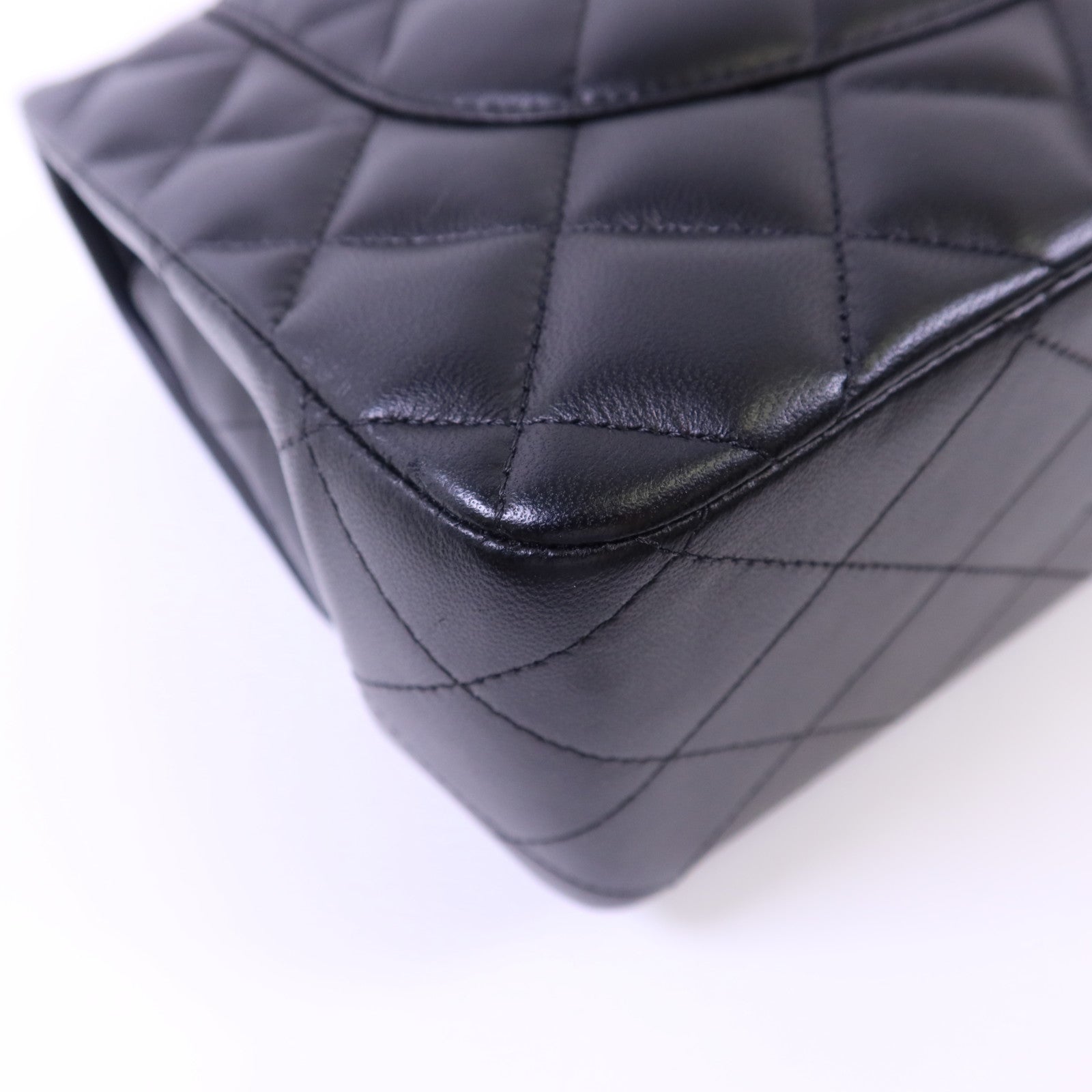 CHANEL 羊皮皮革Large Classic 銀扣鏈帶肩背袋