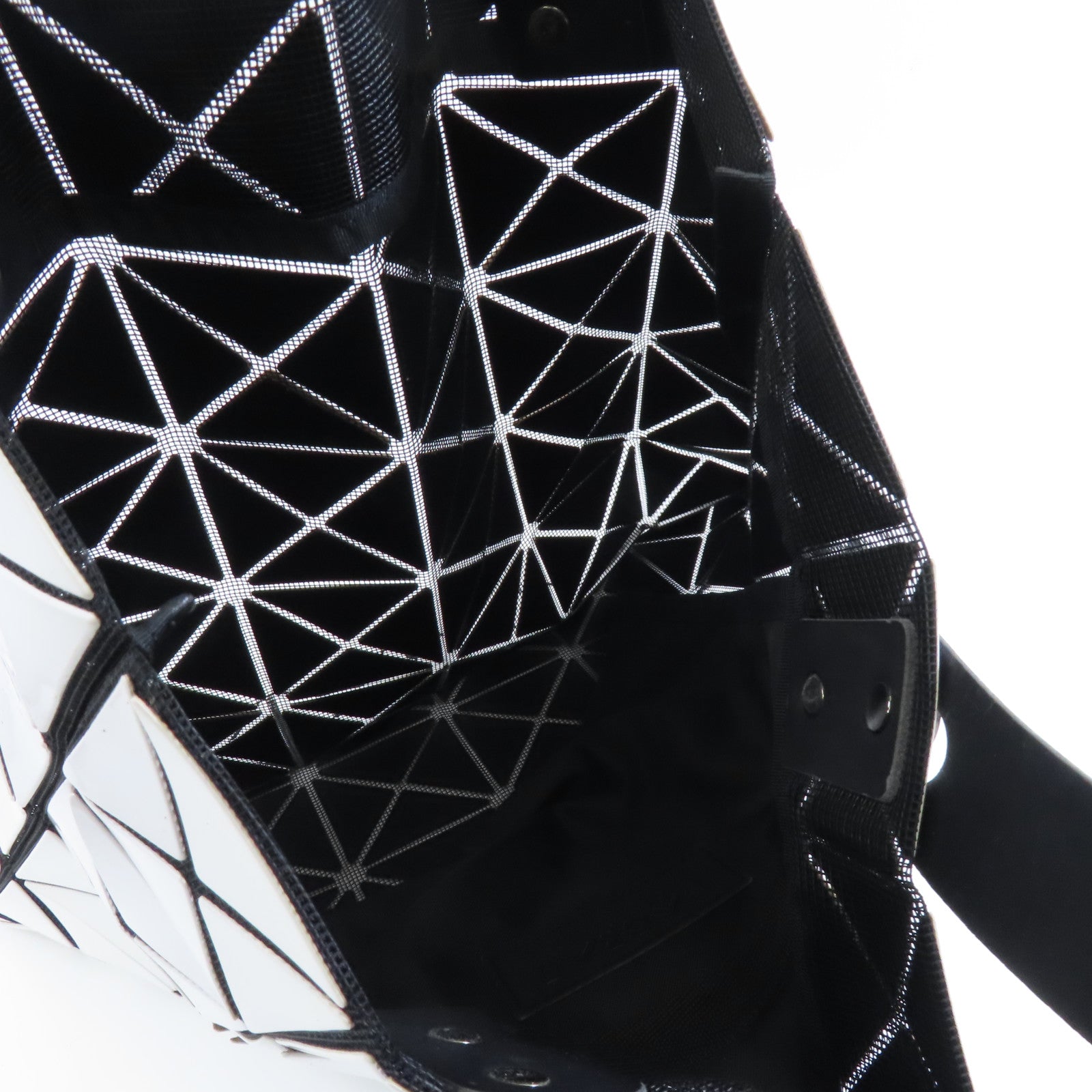 ISSEY MIYAKE 【激減優惠】PVC Bao Bao Tote Bag銀扣肩背袋白色