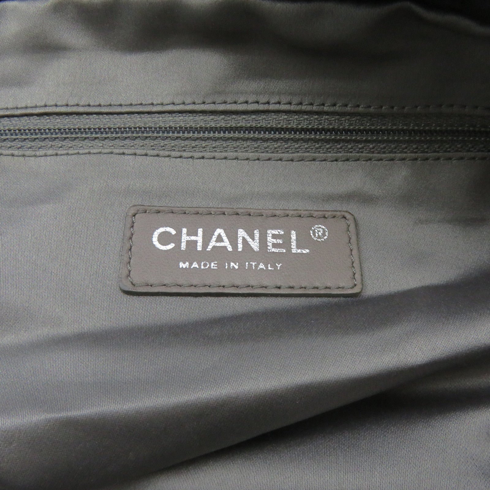 CHANEL 【清倉大減價】牛皮皮革Chain Shoulder銀扣手挽肩背兩用袋黑色