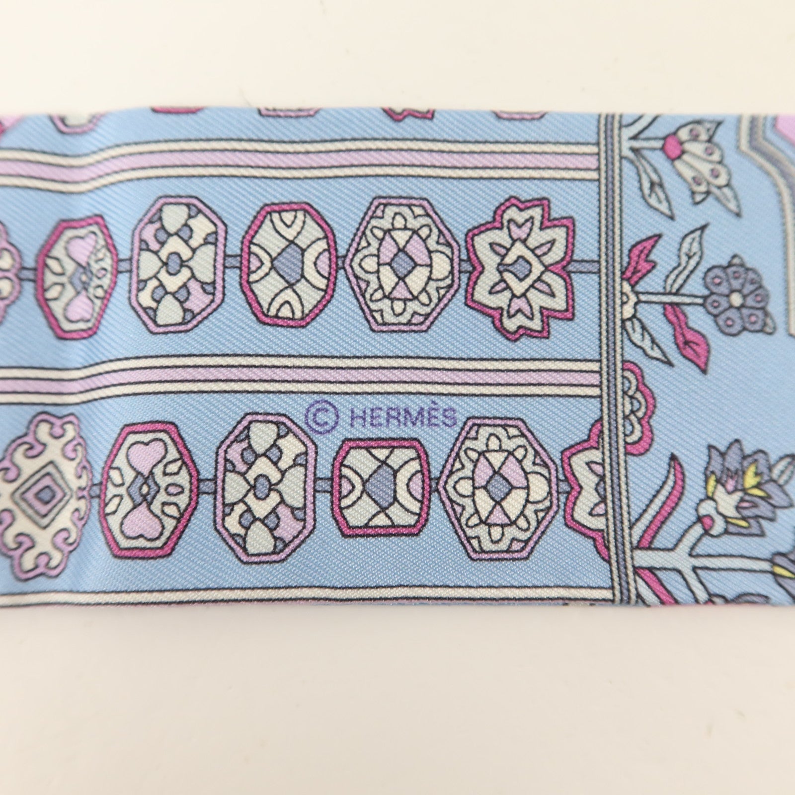 HERMES 絲質Twilly絲巾