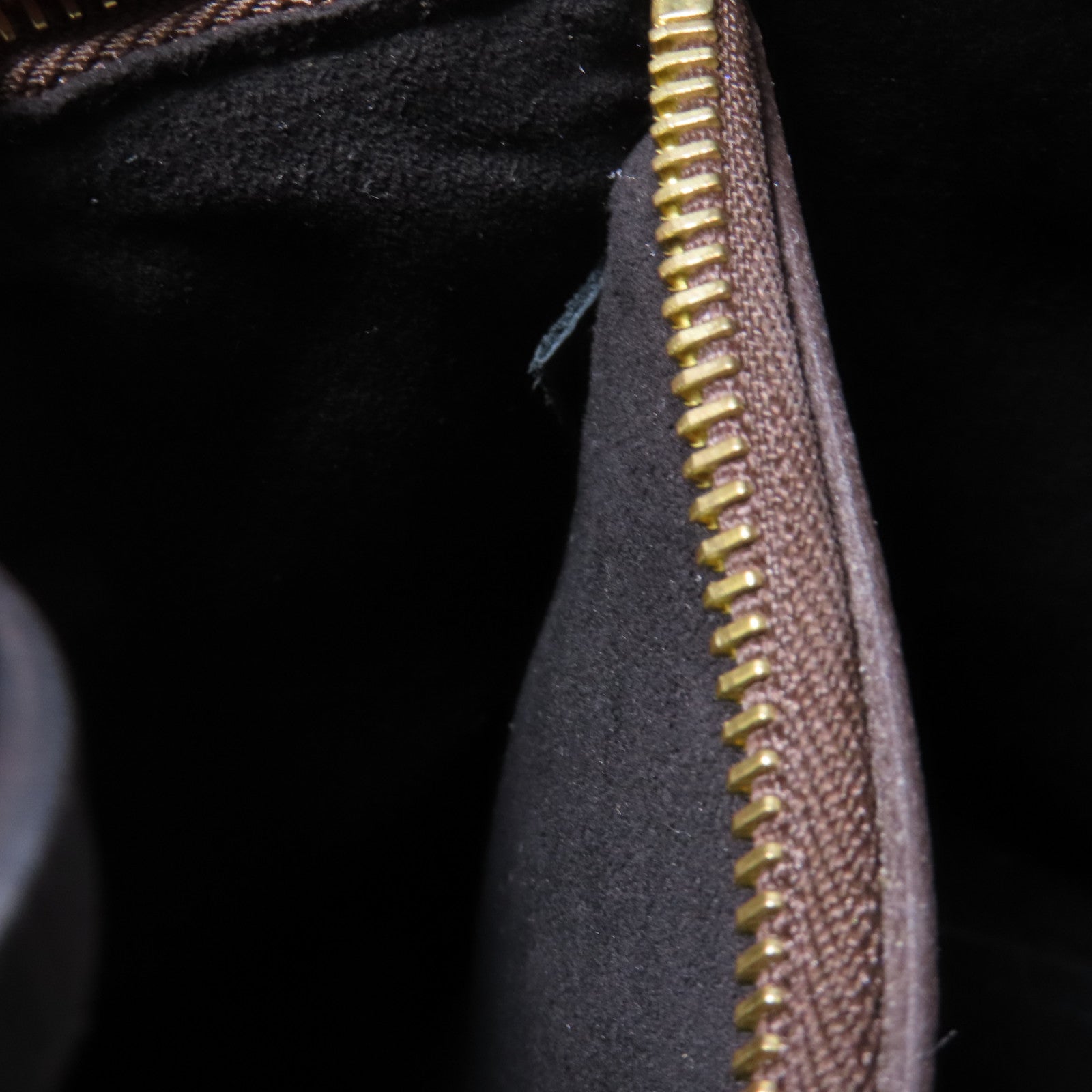 LOUIS VUITTON Monogram Neo Noe MM金扣肩背袋