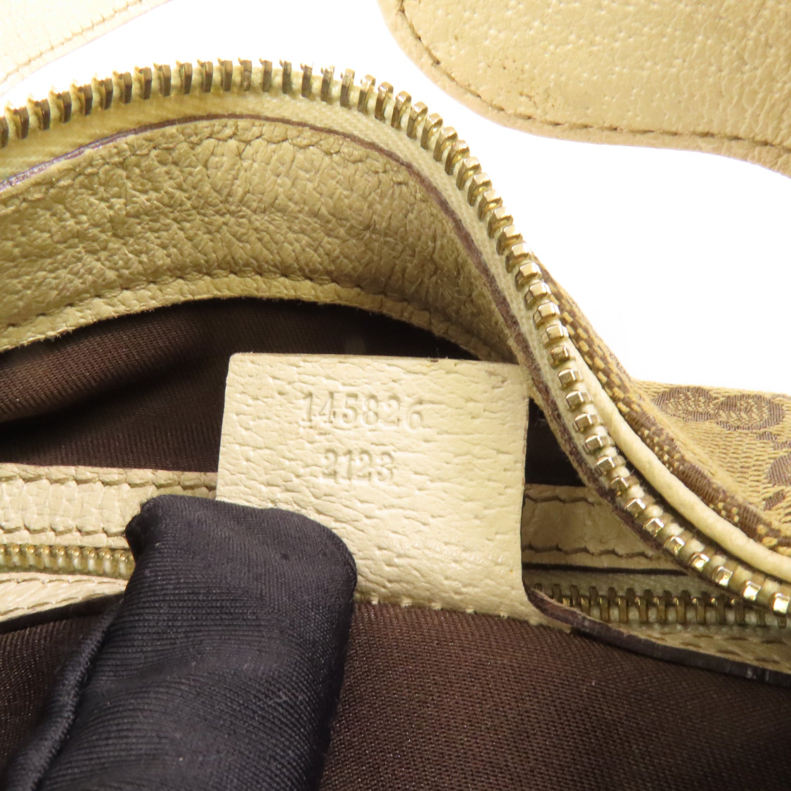 GUCCI 帆布Bouvier Handbag金扣手挽袋