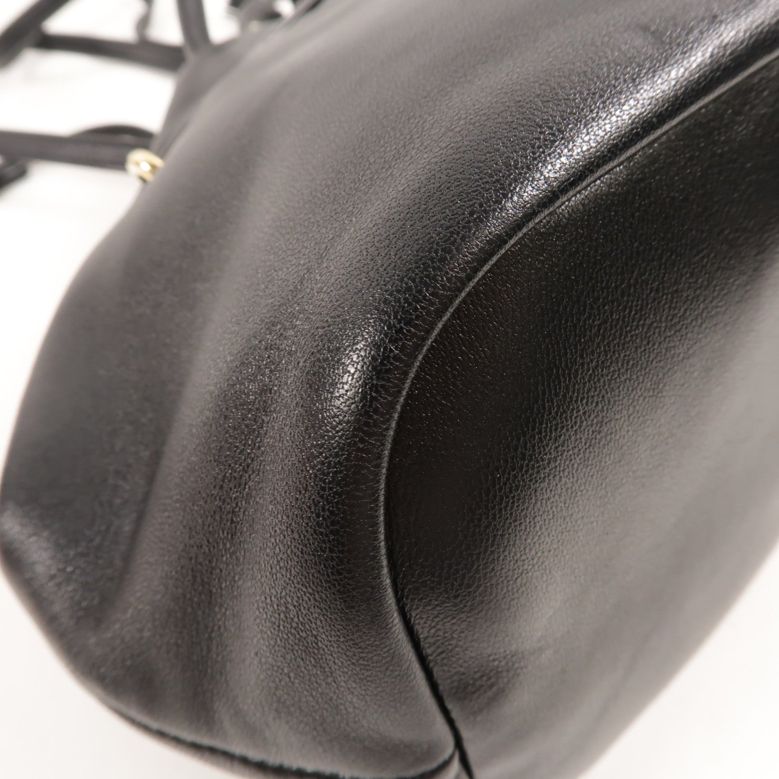 PRADA 羊皮皮革Bucket Bag肩背袋