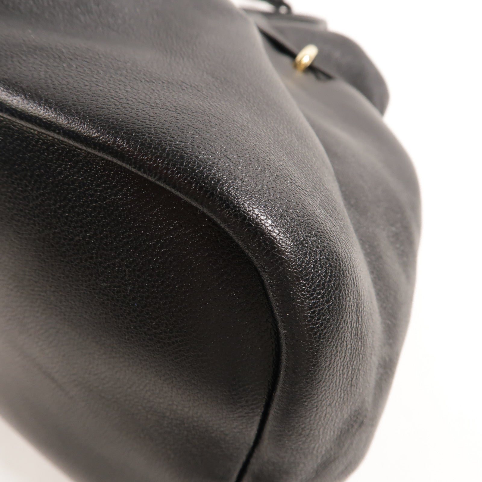 PRADA 羊皮皮革Bucket Bag肩背袋