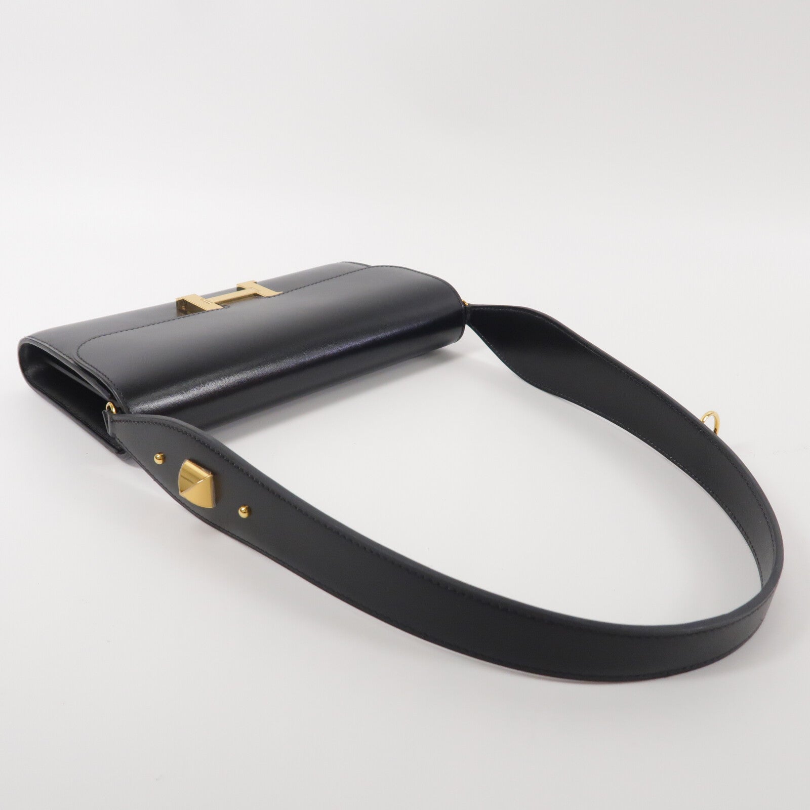 HERMES Box Calf皮革Constance To Go Rock肩背袋Noir
