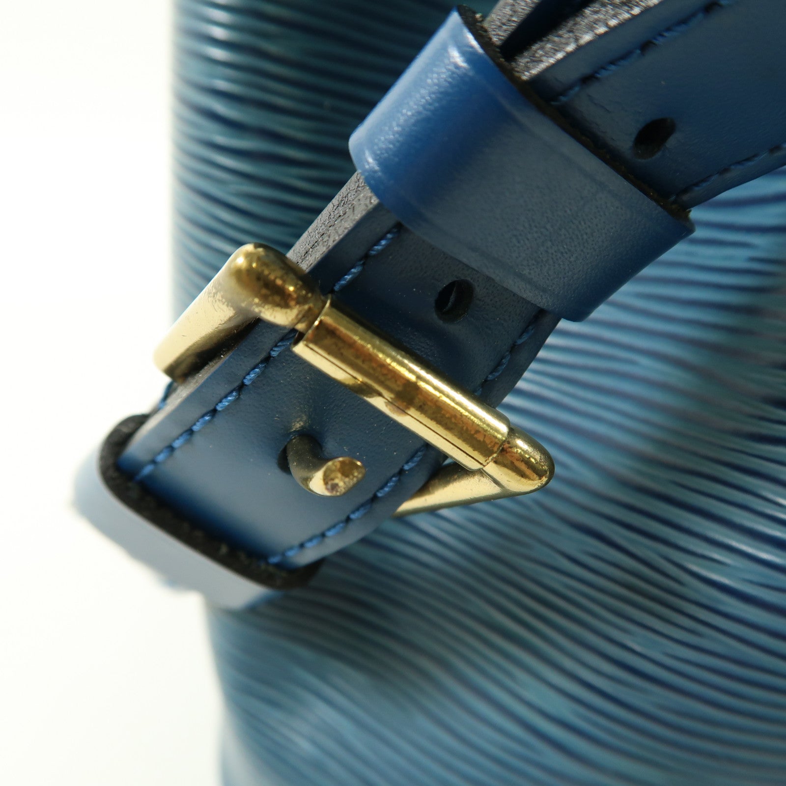 LOUIS VUITTON Epi Petit Noe金扣肩背袋藍色