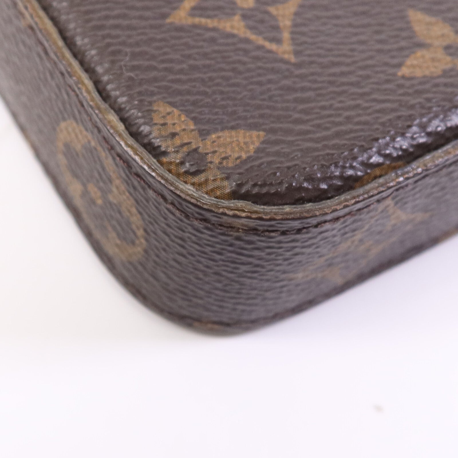 LOUIS VUITTON Monogram Pochette Felicie金扣鏈帶肩背袋