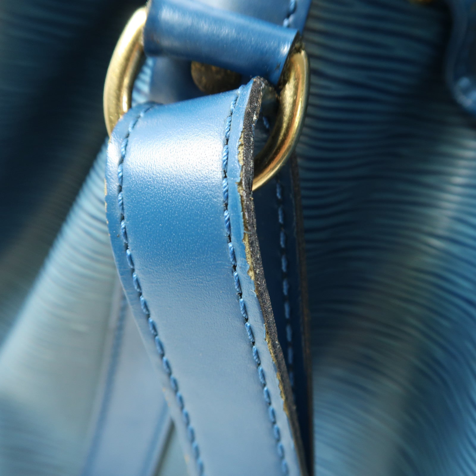 LOUIS VUITTON Epi Petit Noe金扣肩背袋藍色