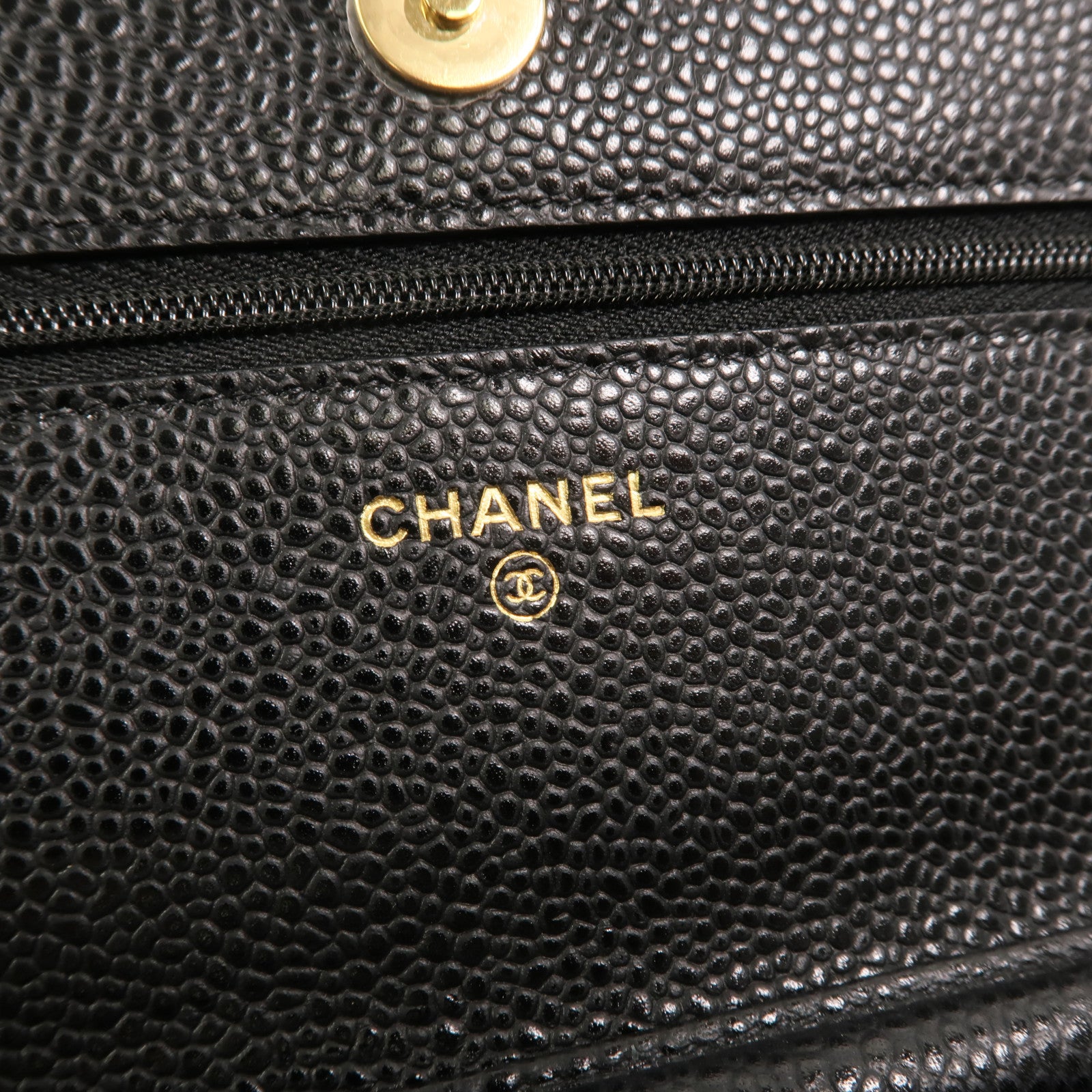 CHANEL 牛皮皮革WOC Wallet On Chain鏈帶肩背袋