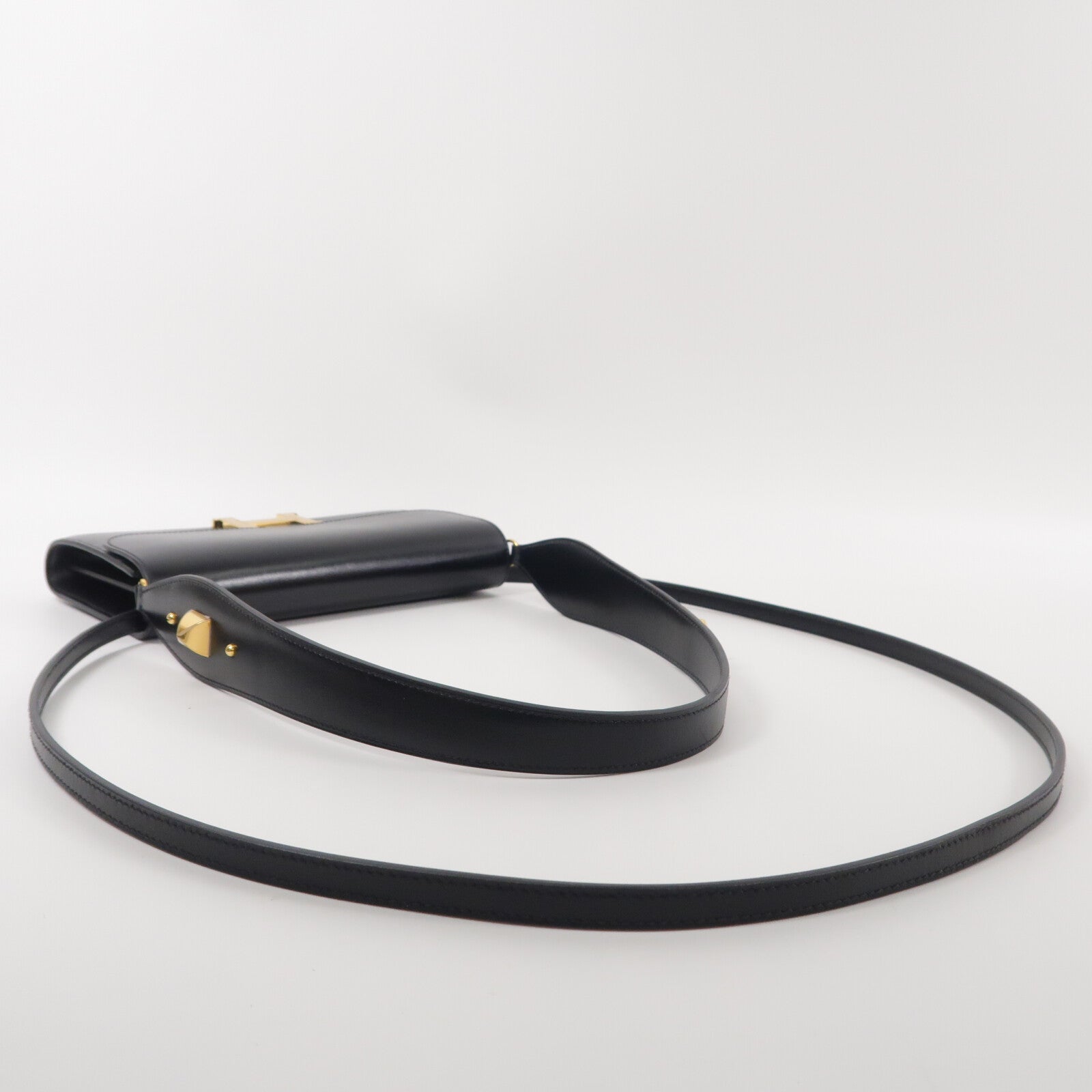 HERMES Box Calf皮革Constance To Go Rock肩背袋Noir